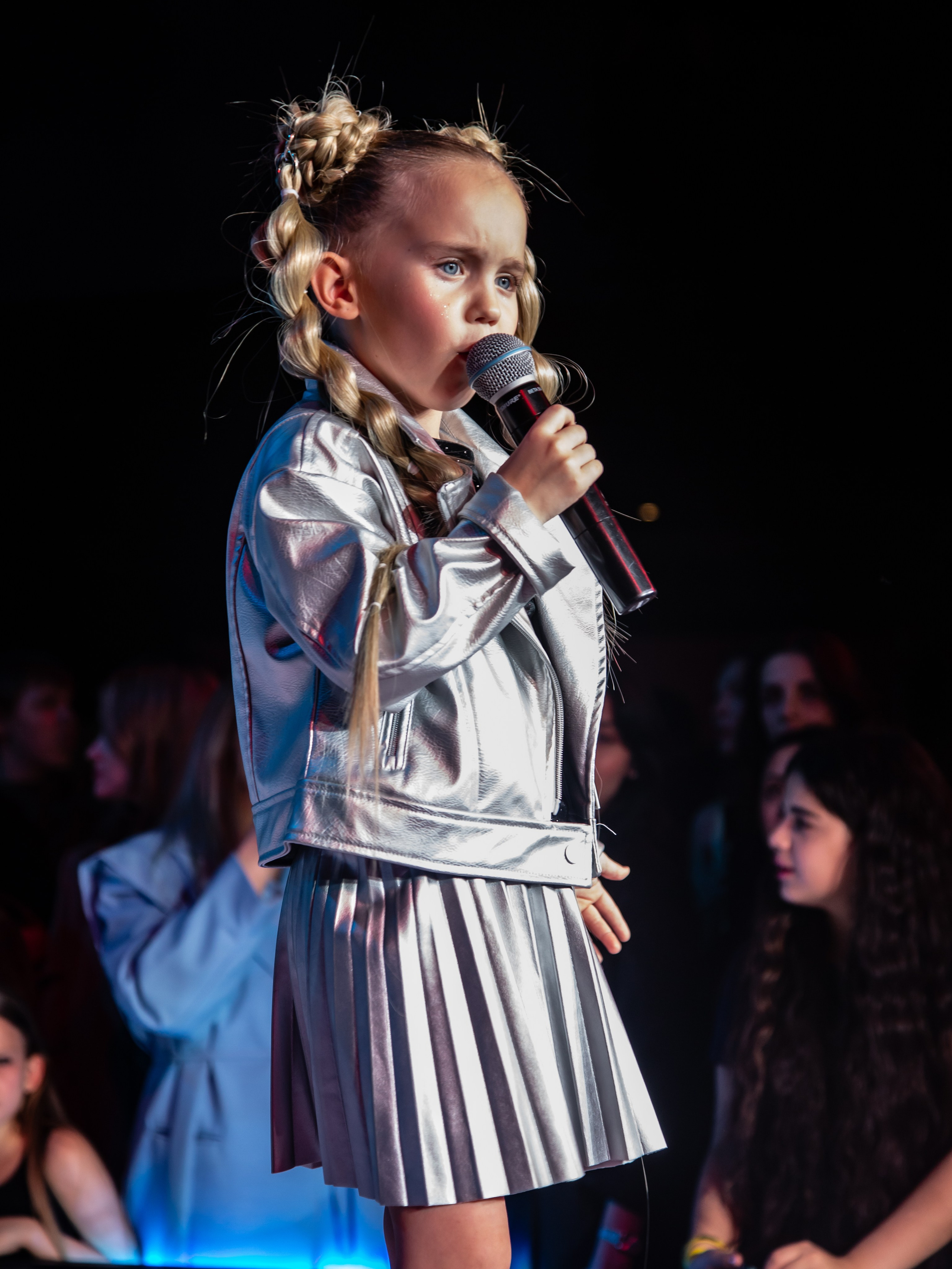 MFFRUSSIA (Moscow Fashion Fair Russia) Репортажная. Фотограф Надежда Абаренова