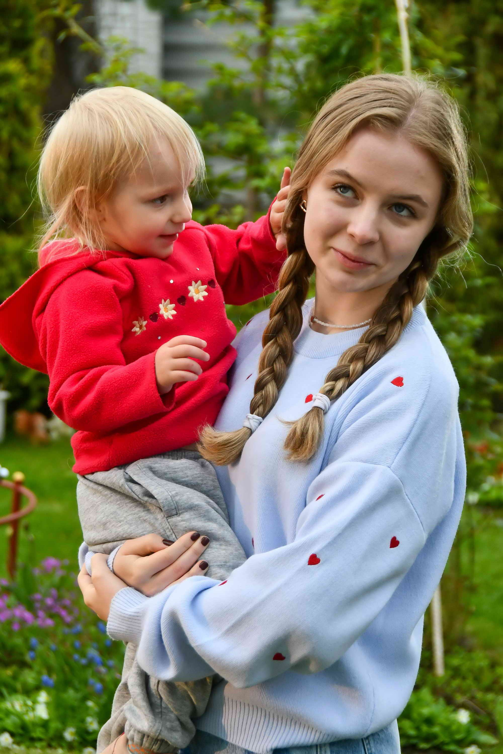 Выписка из роддома. Гуляния. Репортажный и детский фотограф в Новосибирске