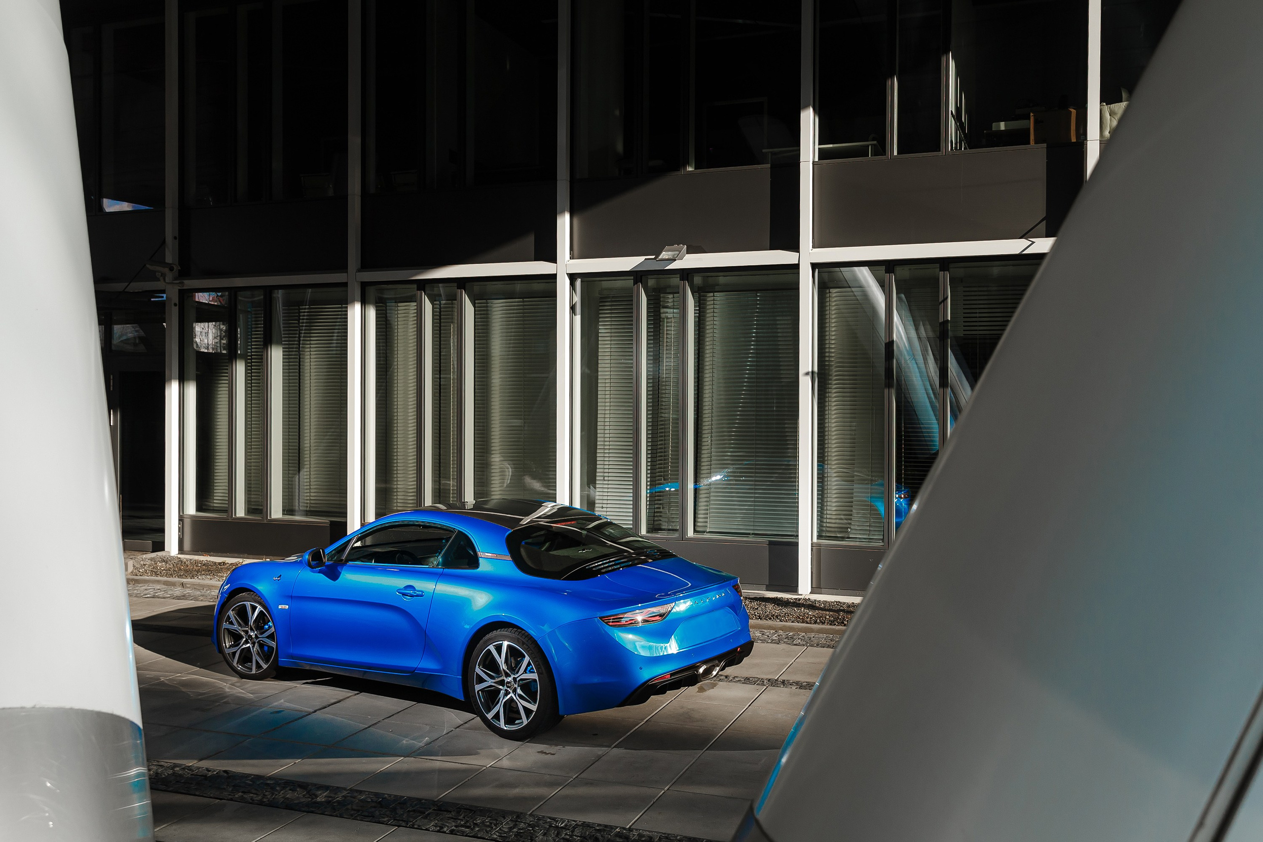 Alpine A110. Фотограф Дмитрий Питерский