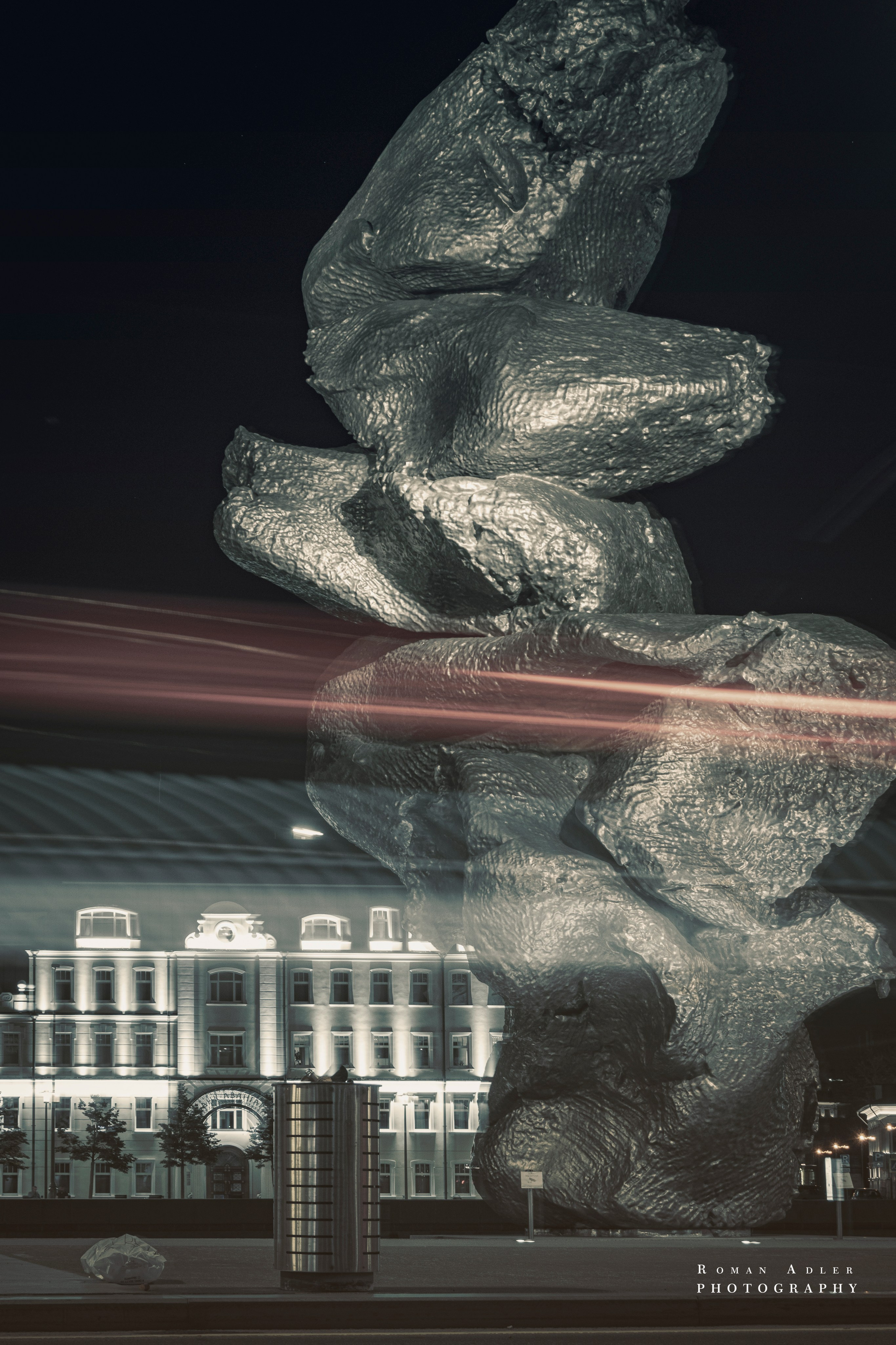 Ночная Москва. Июль 2023. Фотограф Роман Адлер