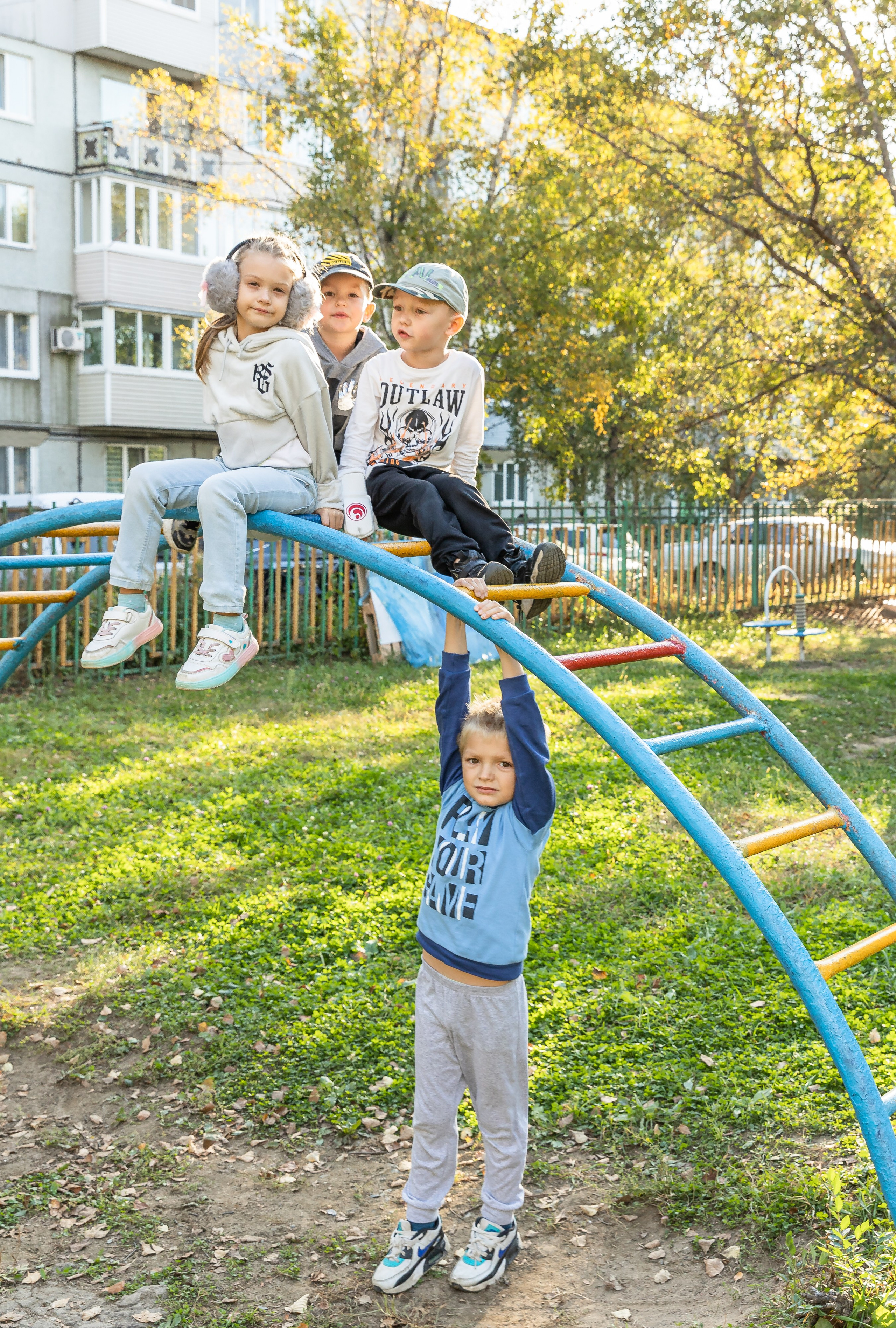 Репортажно-постановочная съемка в саду. Детский семейный фотограф в г. Находка Ольга Коваленко, фотостудия Memories