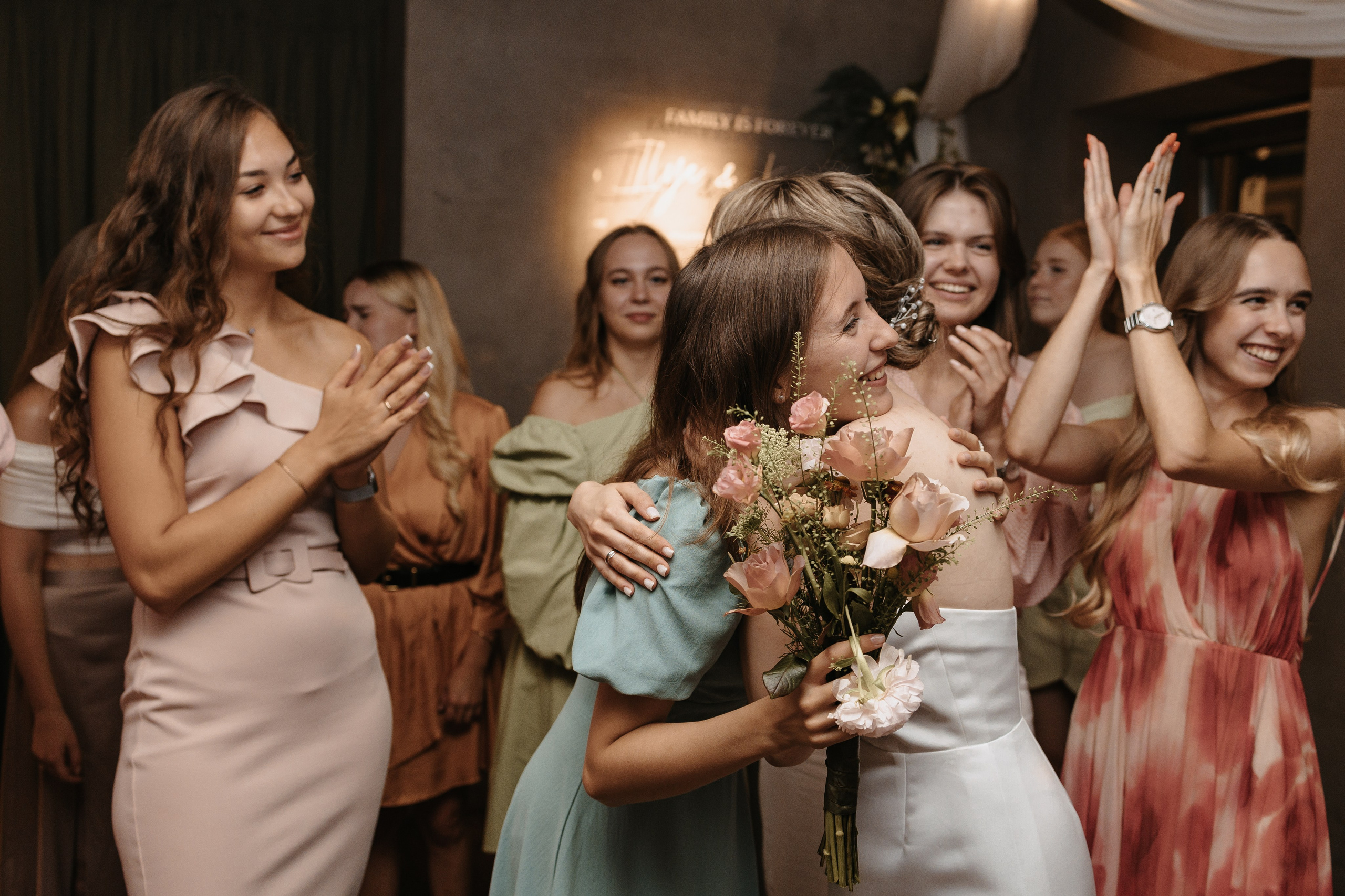 Илья и Ксюша (2024). Свадебный и семейный фотограф в Москве Яна Шувалова