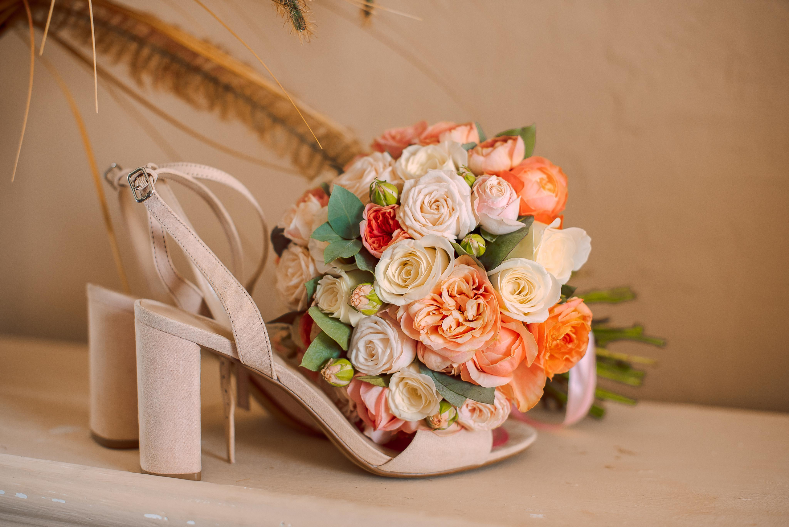 Евгений и Елена. Видеосьемка, фотосьемка свадеб, юбилеев, утренников в Краснодарском кр