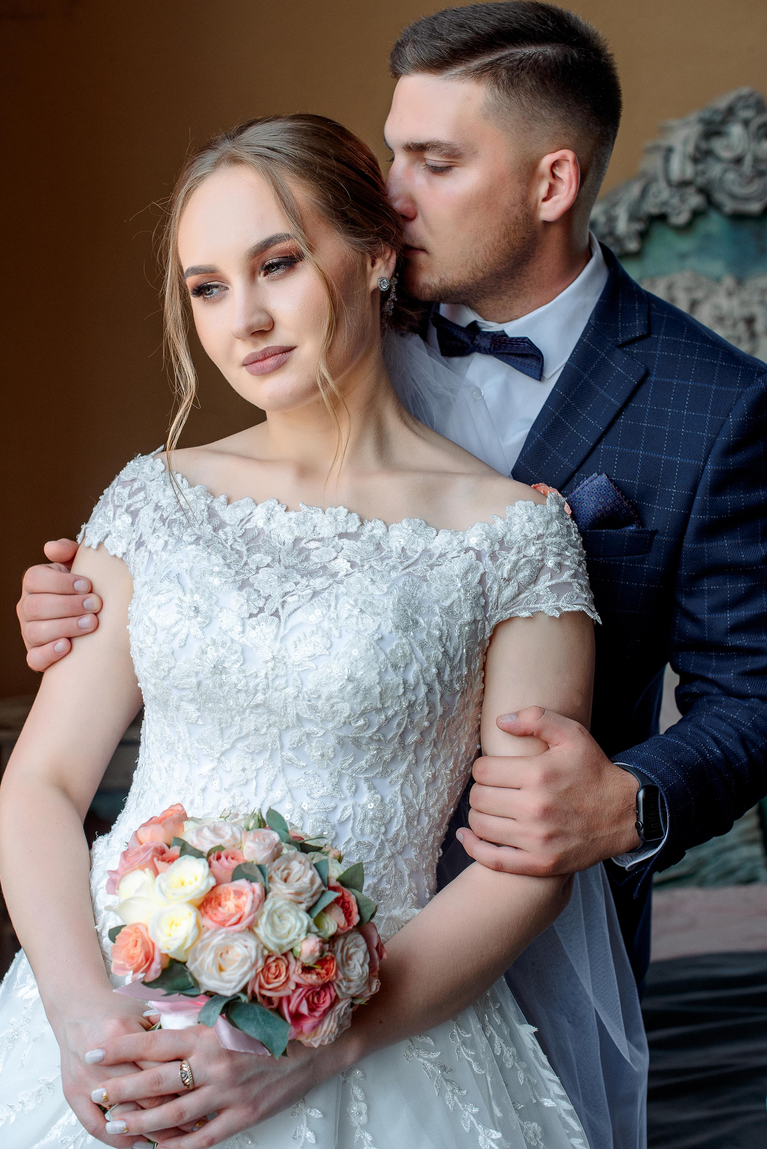 Евгений и Елена. Видеосьемка, фотосьемка свадеб, юбилеев, утренников в Краснодарском кр