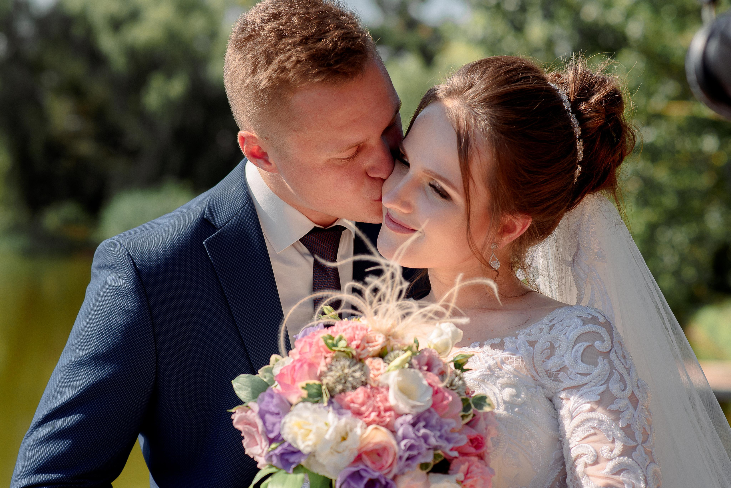 Роман и Юлия. Видеосьемка, фотосьемка свадеб, юбилеев, утренников в Краснодарском кр