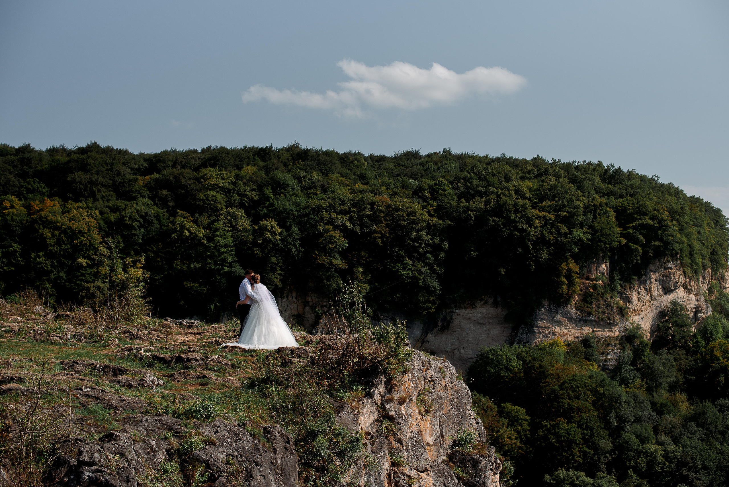Евгений и Елена. Видеосьемка, фотосьемка свадеб, юбилеев, утренников в Краснодарском кр