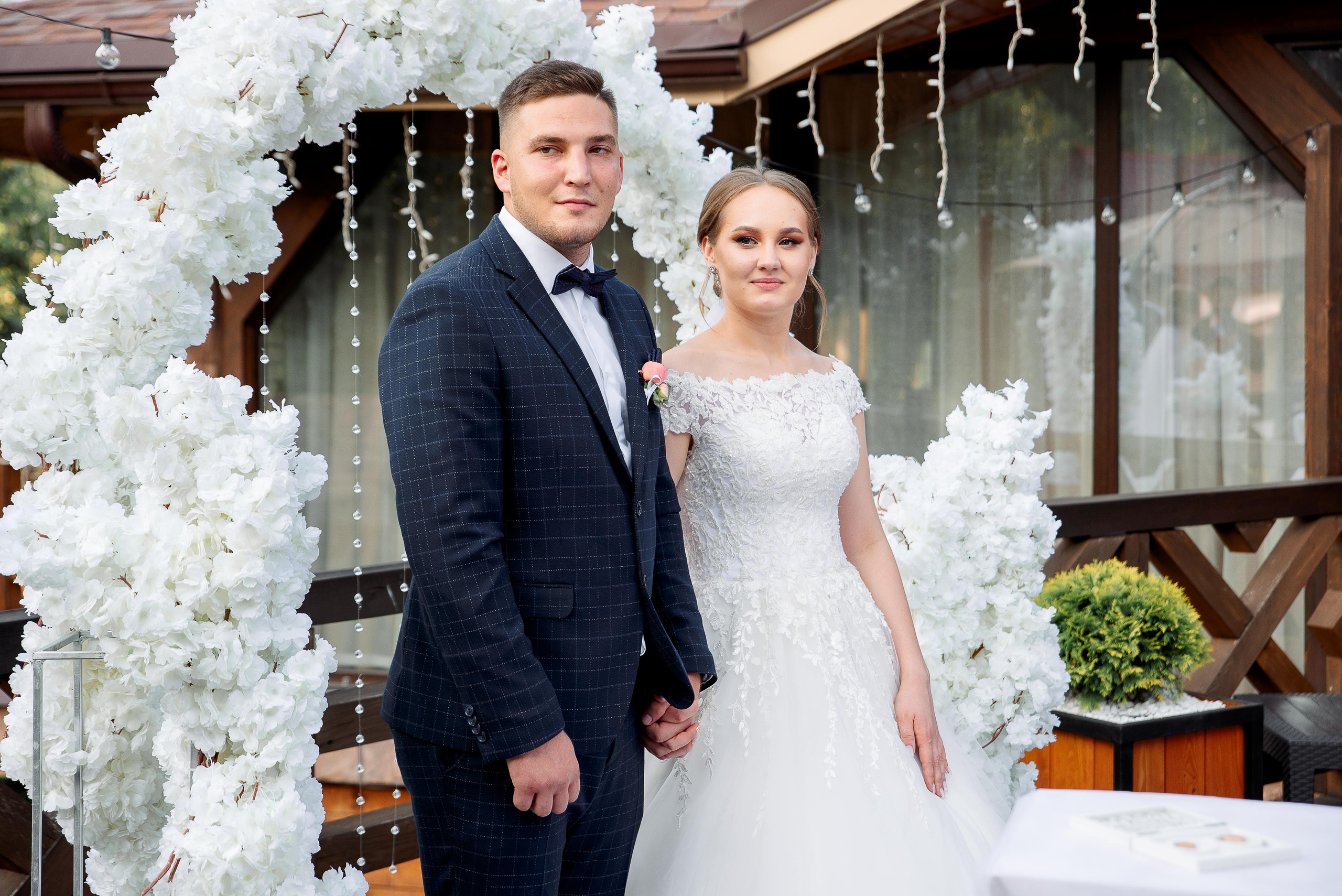 Евгений и Елена. Видеосьемка, фотосьемка свадеб, юбилеев, утренников в Краснодарском кр