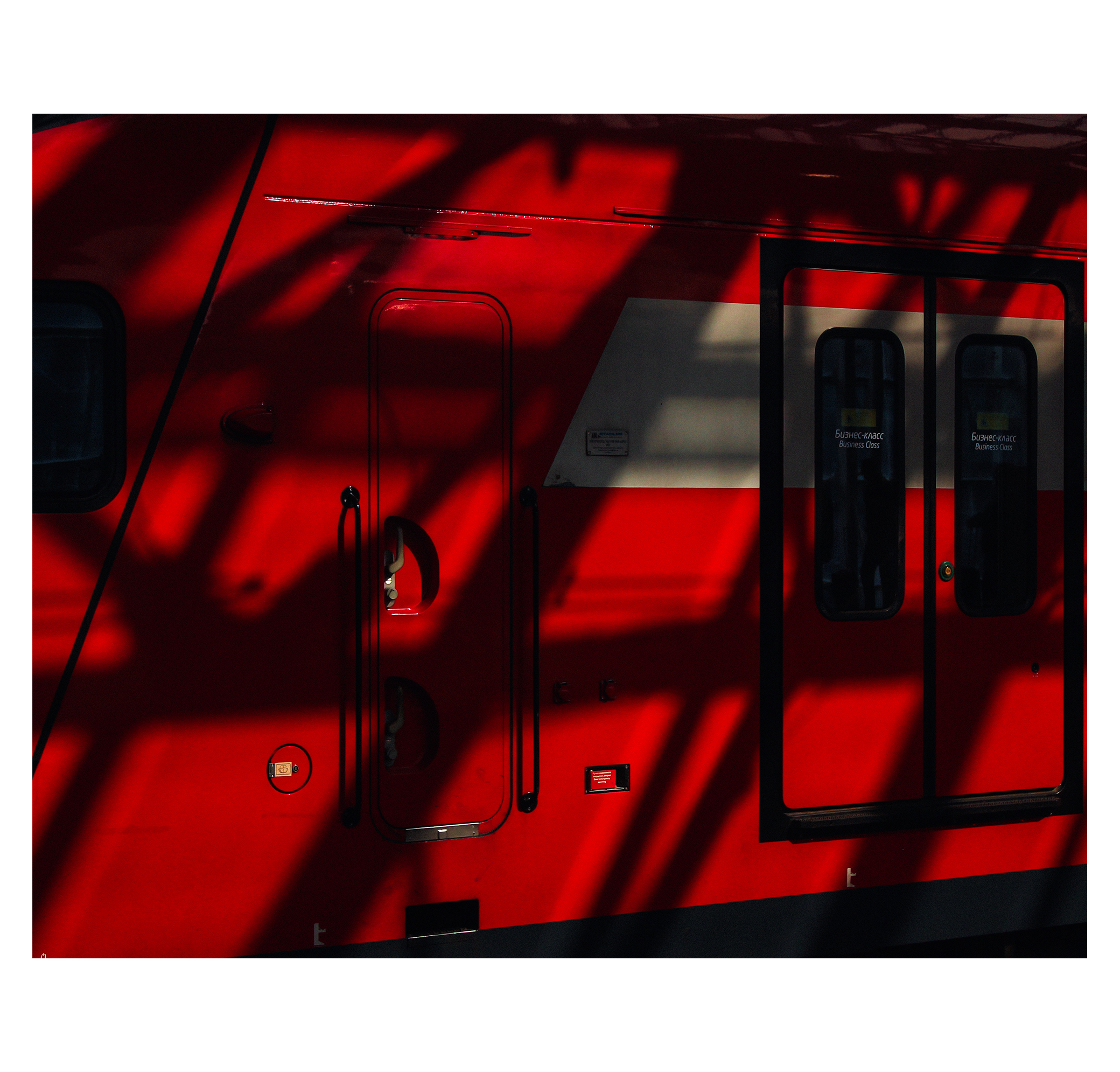 MOSCOW TAPE. Фотограф/дизайнер в Екатеринбурге Хитрый Дмитрий