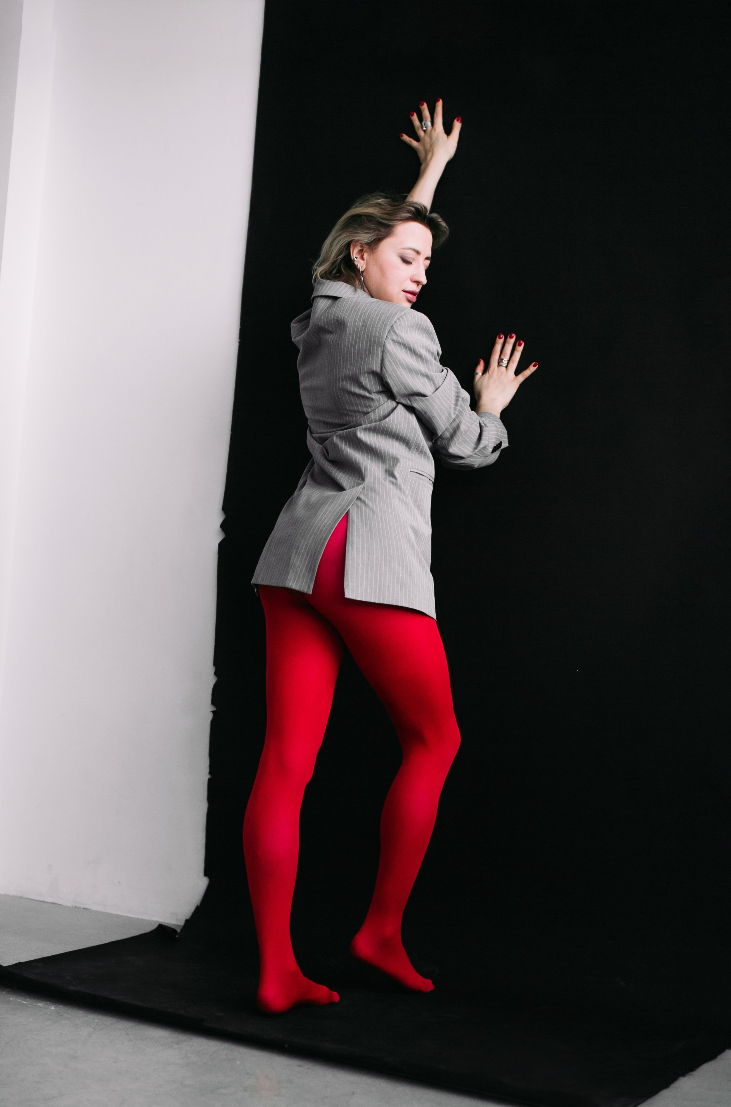 алёна малахова фотограф новосибирск семейный детский домашняя фотосессия в новосибирске день рождения репортажная съёмка фотосессия с лошадьми на конюшне деревня алтай  на природе фотосессия в детском саду мама и сын предложение руки и сердца идея  помолвка фотосессия берег закат детский день рождения годик торт аниматор лофт игровая продолжение следует prodoljenie_sleduet_  корпоратив тимбилдинг первоклашка линейка  контент  бизнес портрет оперный новат франция берет весна девушка мама и дочь мать и дитя