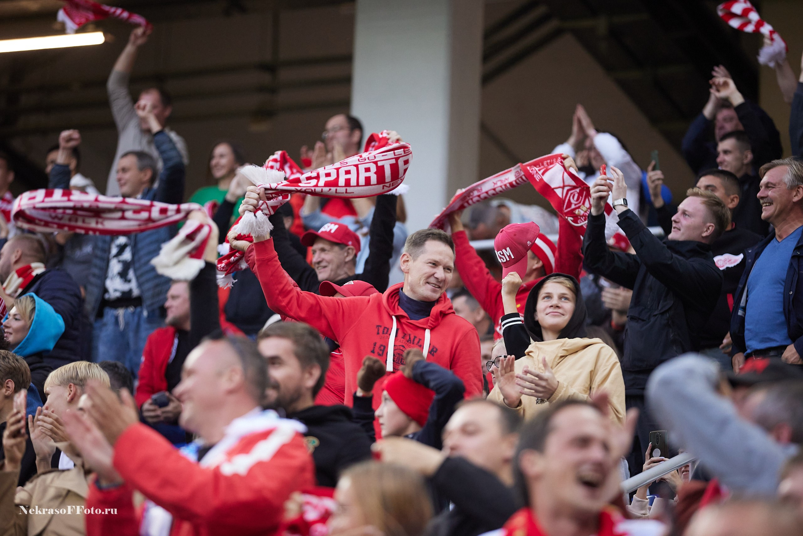 РПЛ ФК Пари НН- ФК Спартак. Спортивный фотограф Некрасов Денис