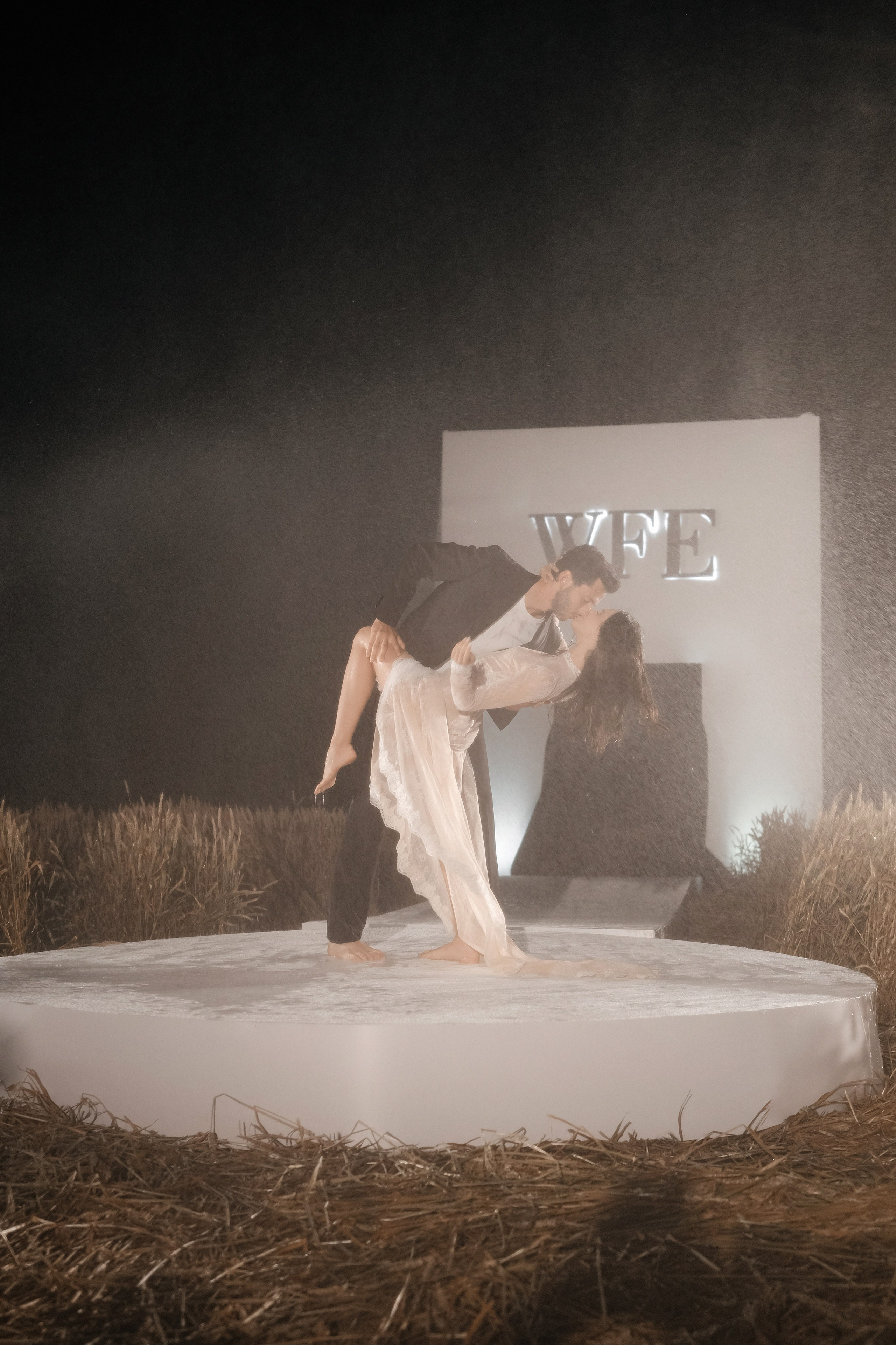 WFE. Свадебный фотограф Артем Ковалев