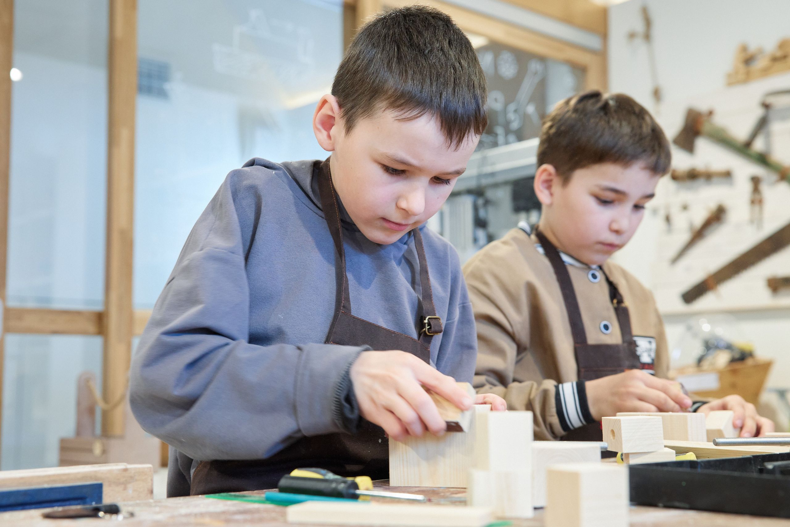 Мастер-класс в АБЫЙ-САБЫЙ. Мое имя Раиль. Я репортажный фотограф в Казани, так же мой любимый жанр — свадебный фотограф