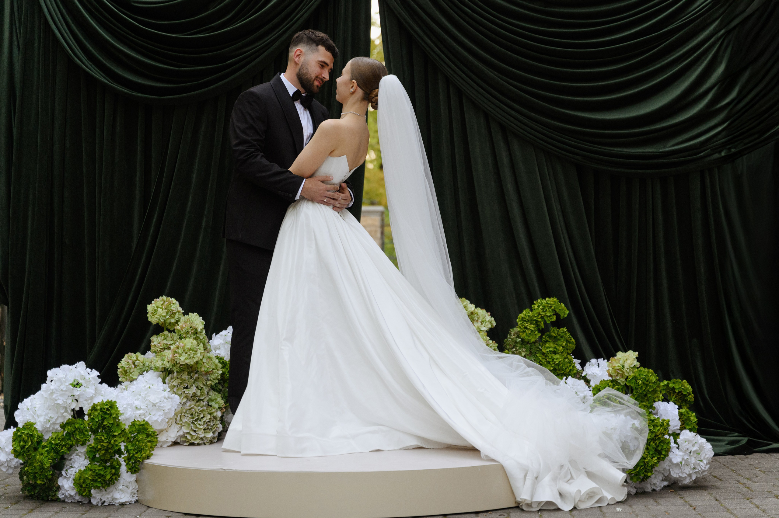 Кирилл и Анастасия. Свадебный фотограф и видеограф