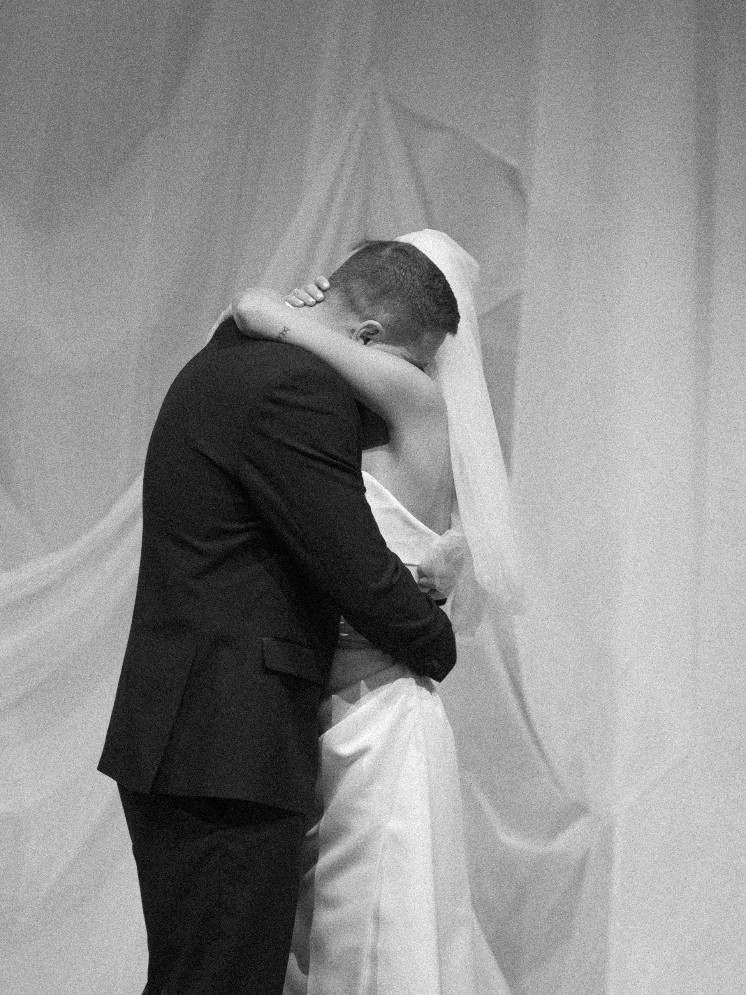 ПОЛИНА И ГЛЕБ, ПАРК СИТИ. Свадебный и индивидуальный фотограф в Челябинске Евгения Негодяева