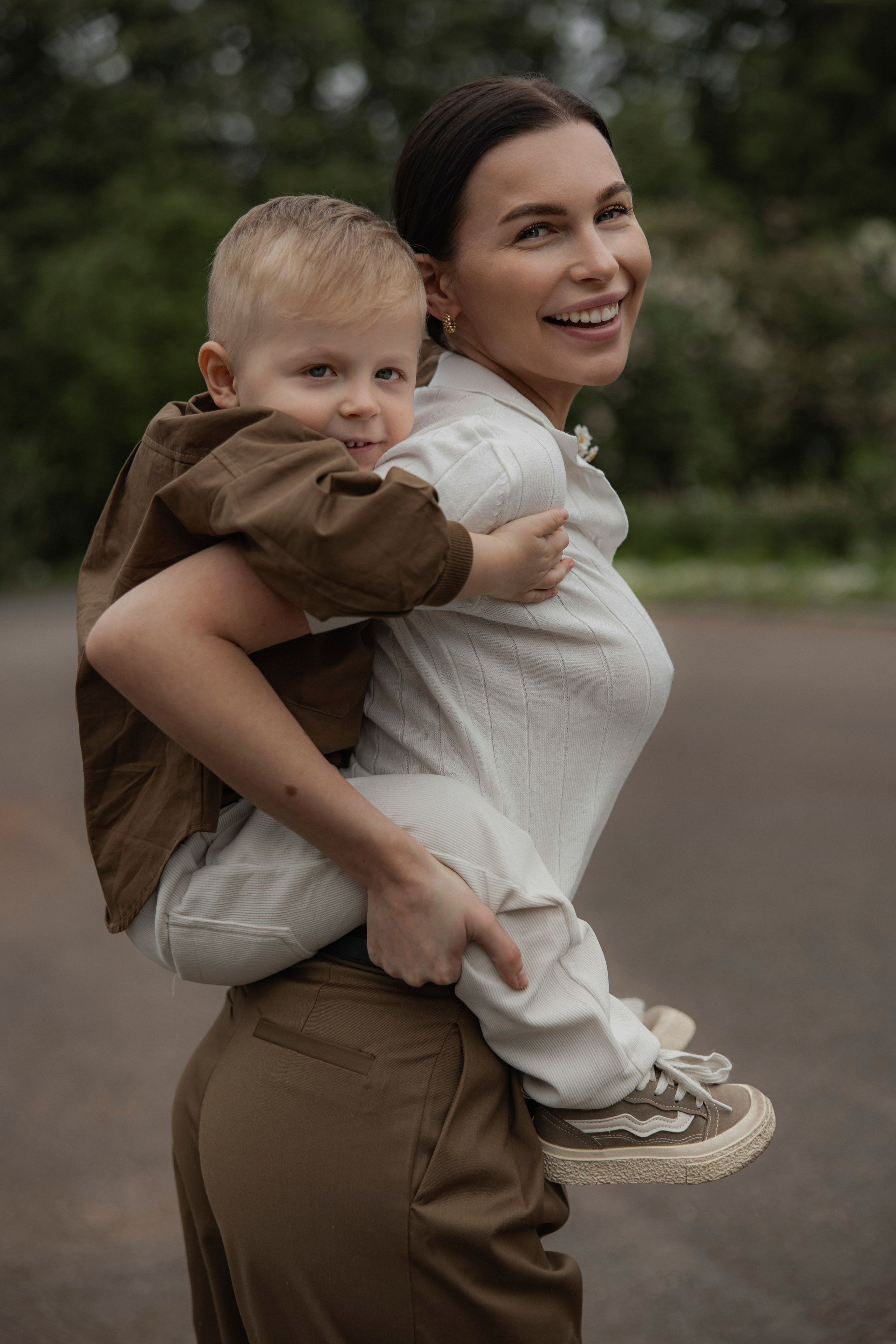 Фотосессия матери и сына. Женский и контент фотограф в Москве. Алла Поломарь