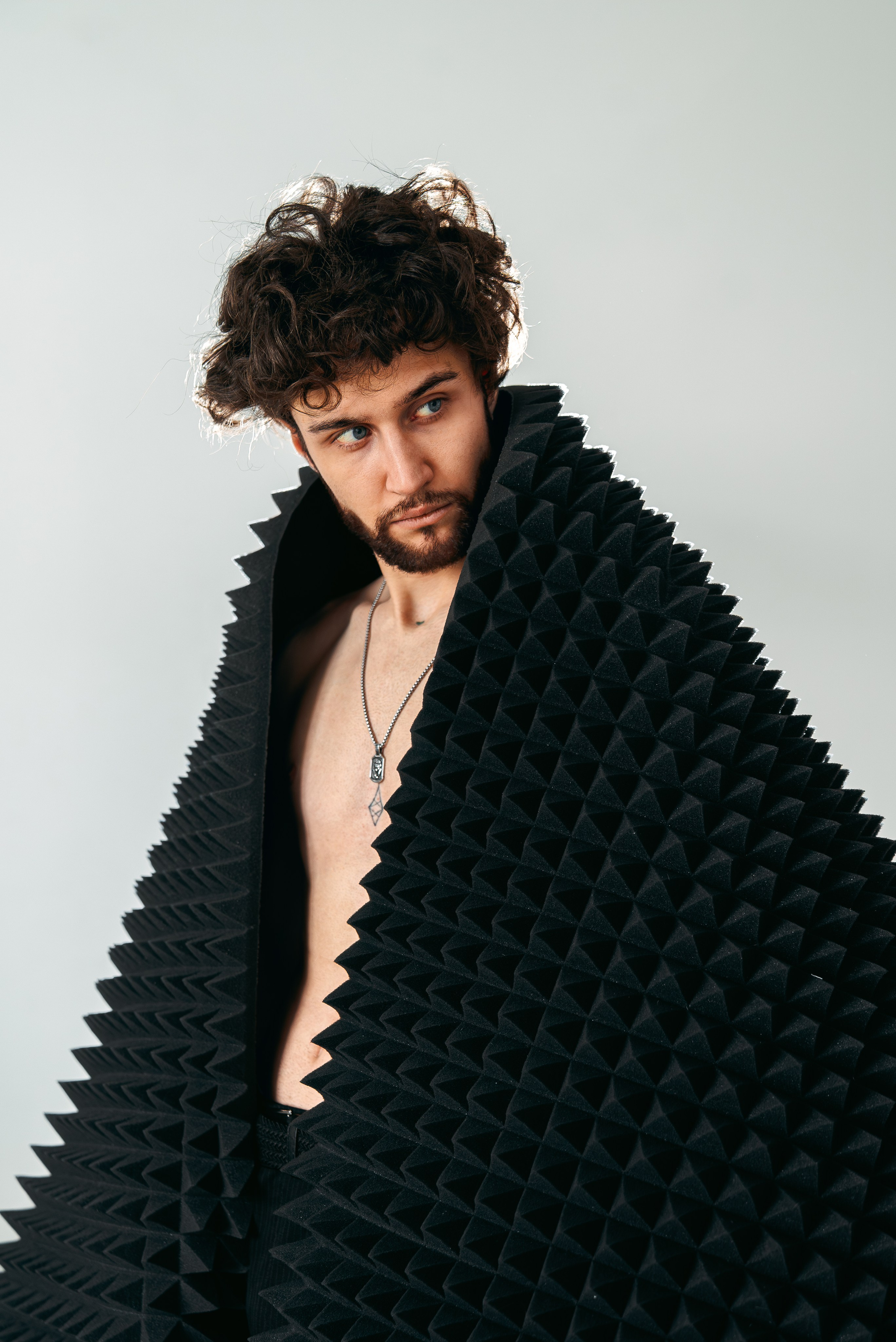 Вне зоны слышимости