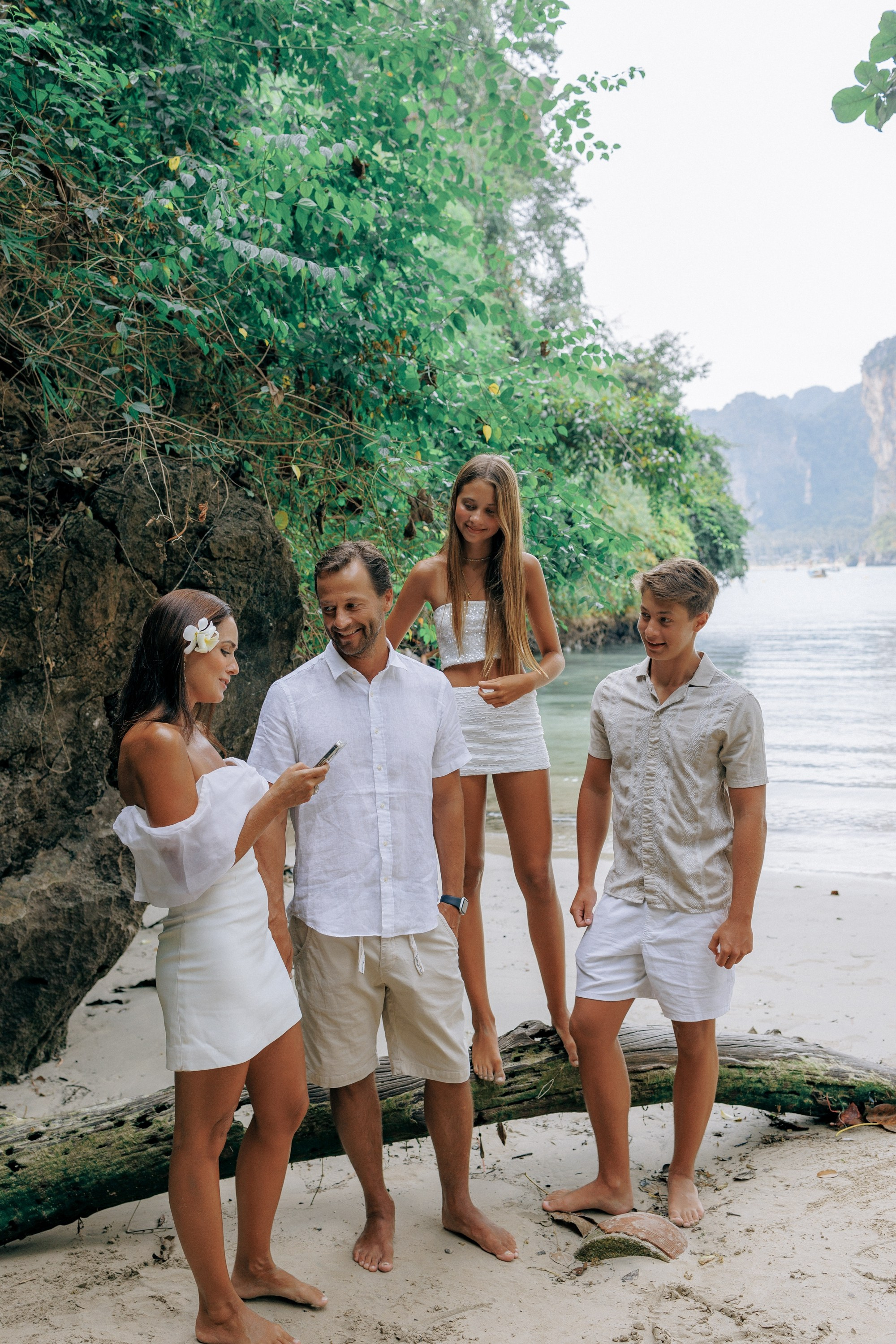 Семейная фотосессия в Краби. Федор Лемешко — Семейный и Свадебный Лайфстайл фотограф в Таиланде Дубае Грузии Армении