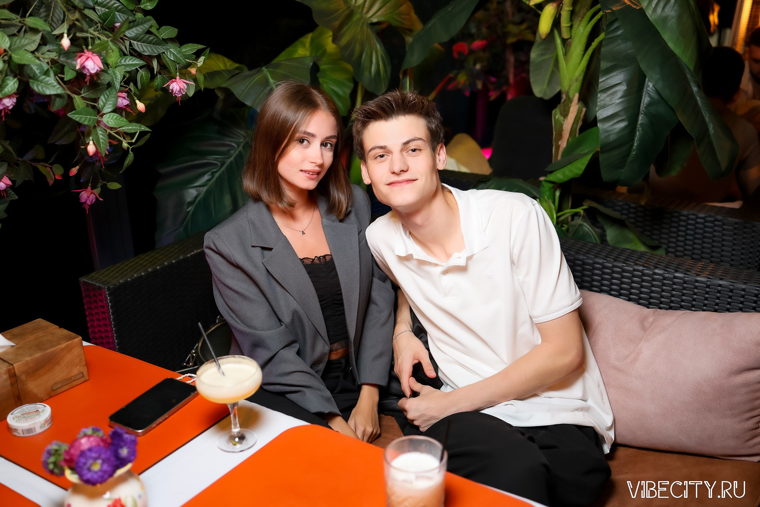 DOUBLE U. VIBECITY.RU Вайб Сити Ру Фоторепортажи Фотоотчеты Калининград