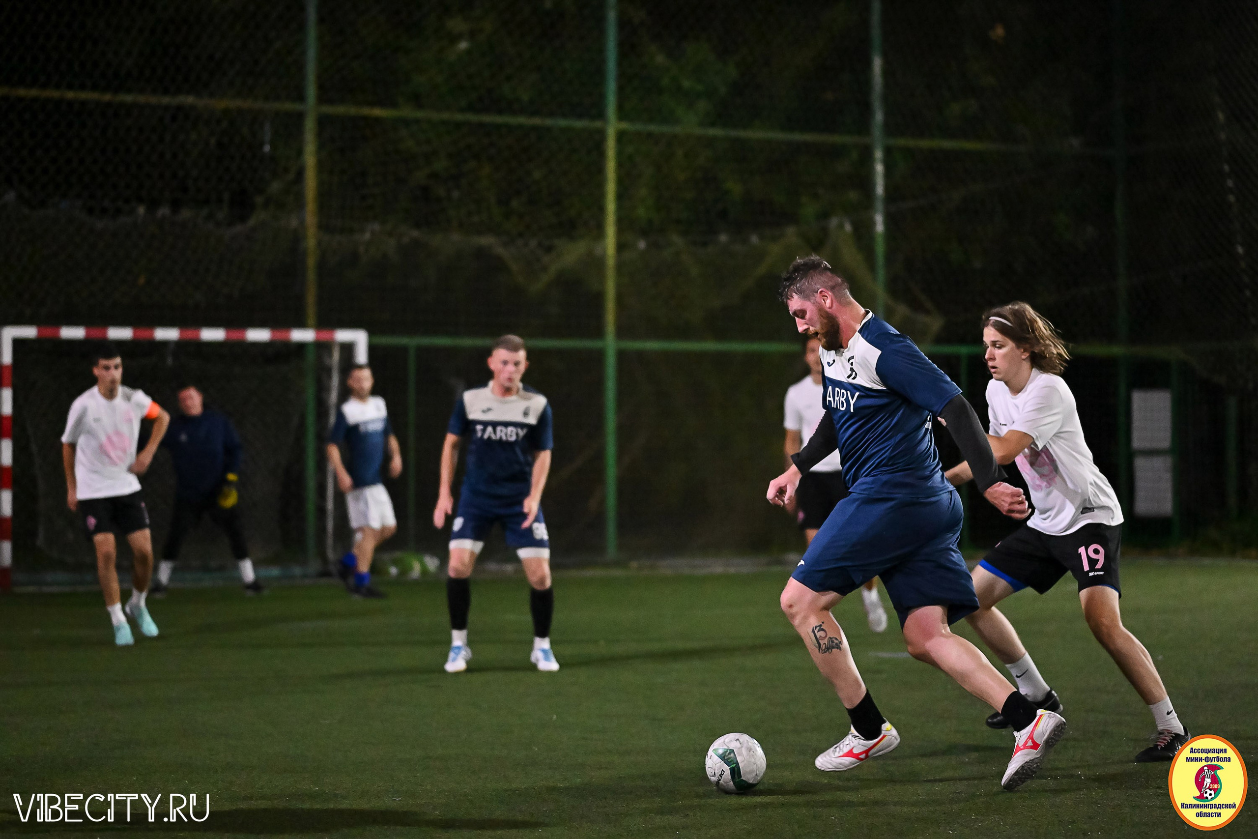 ФИНАЛЬНЫЕ ИГРЫ КУБКА МИНИ-ФУТБОЛЬНОЙ ЛИГИ И КУБКА КОРПОРАТИВНОЙ МФЛ 2025. VIBECITY.RU Вайб Сити Ру Фоторепортажи Фотоотчеты Калининград