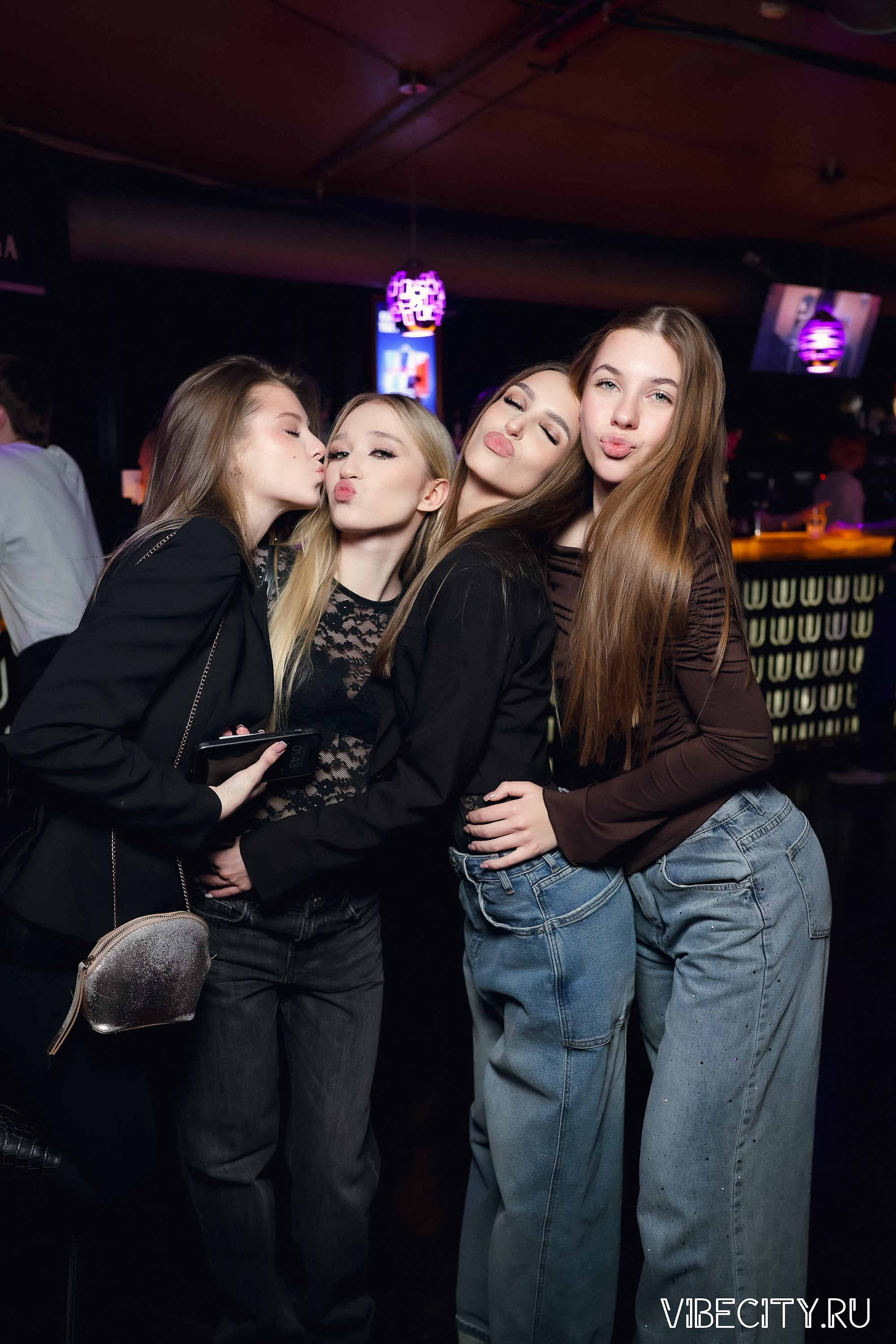 DOUBLE U. VIBECITY.RU Вайб Сити Ру Фоторепортажи Фотоотчеты Калининград