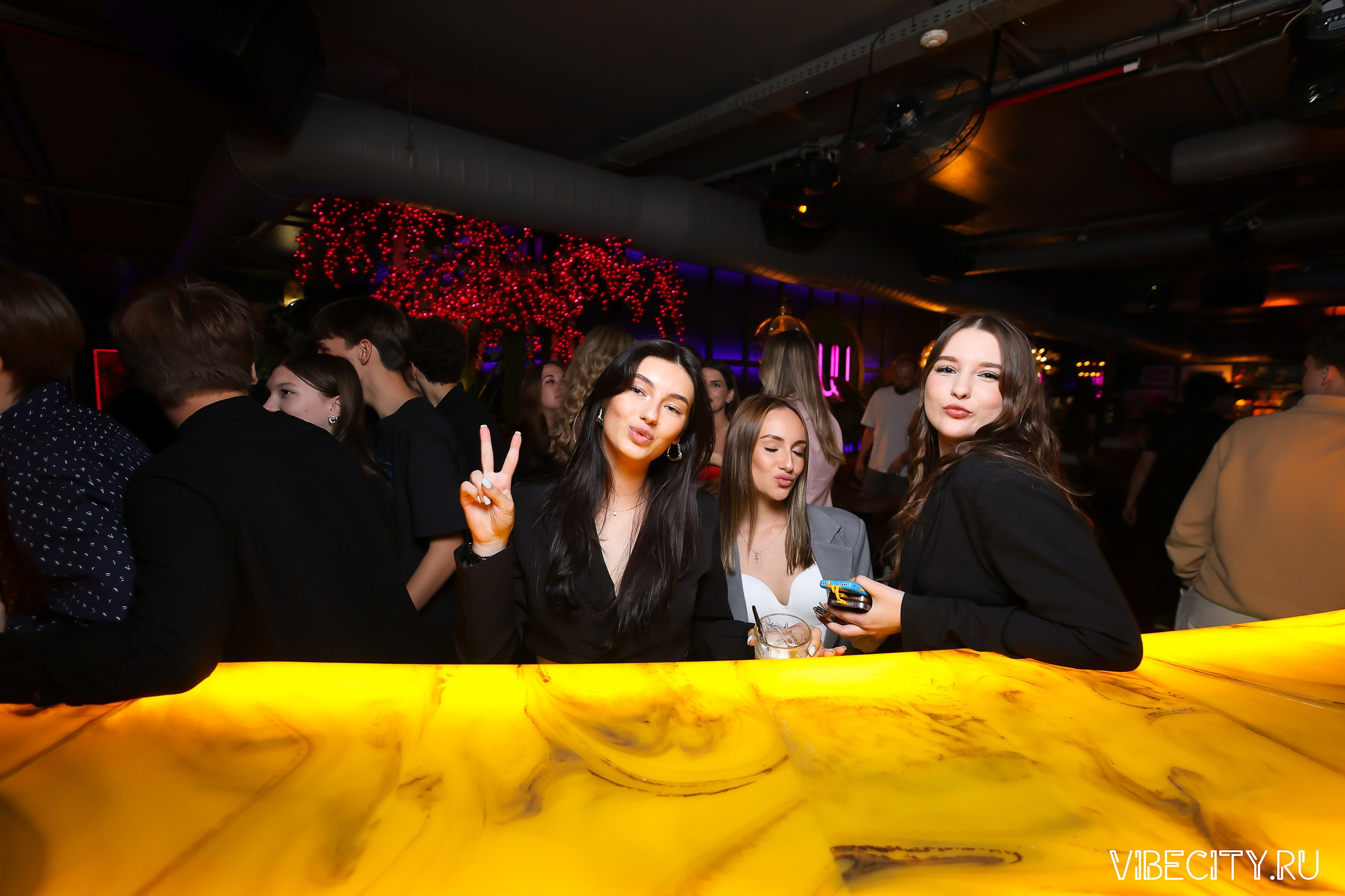 DOUBLE U. VIBECITY.RU Вайб Сити Ру Фоторепортажи Фотоотчеты Калининград