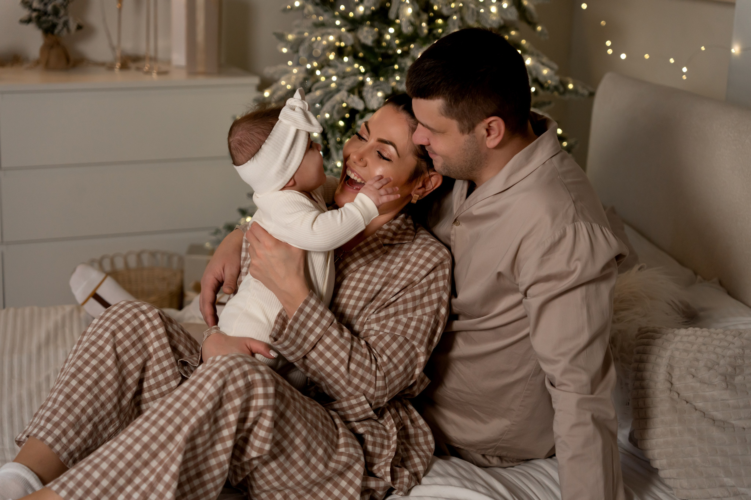 Теплая новогодняя семейная фотосессия. Фотограф в Красноярске. Юлия Чаушанская