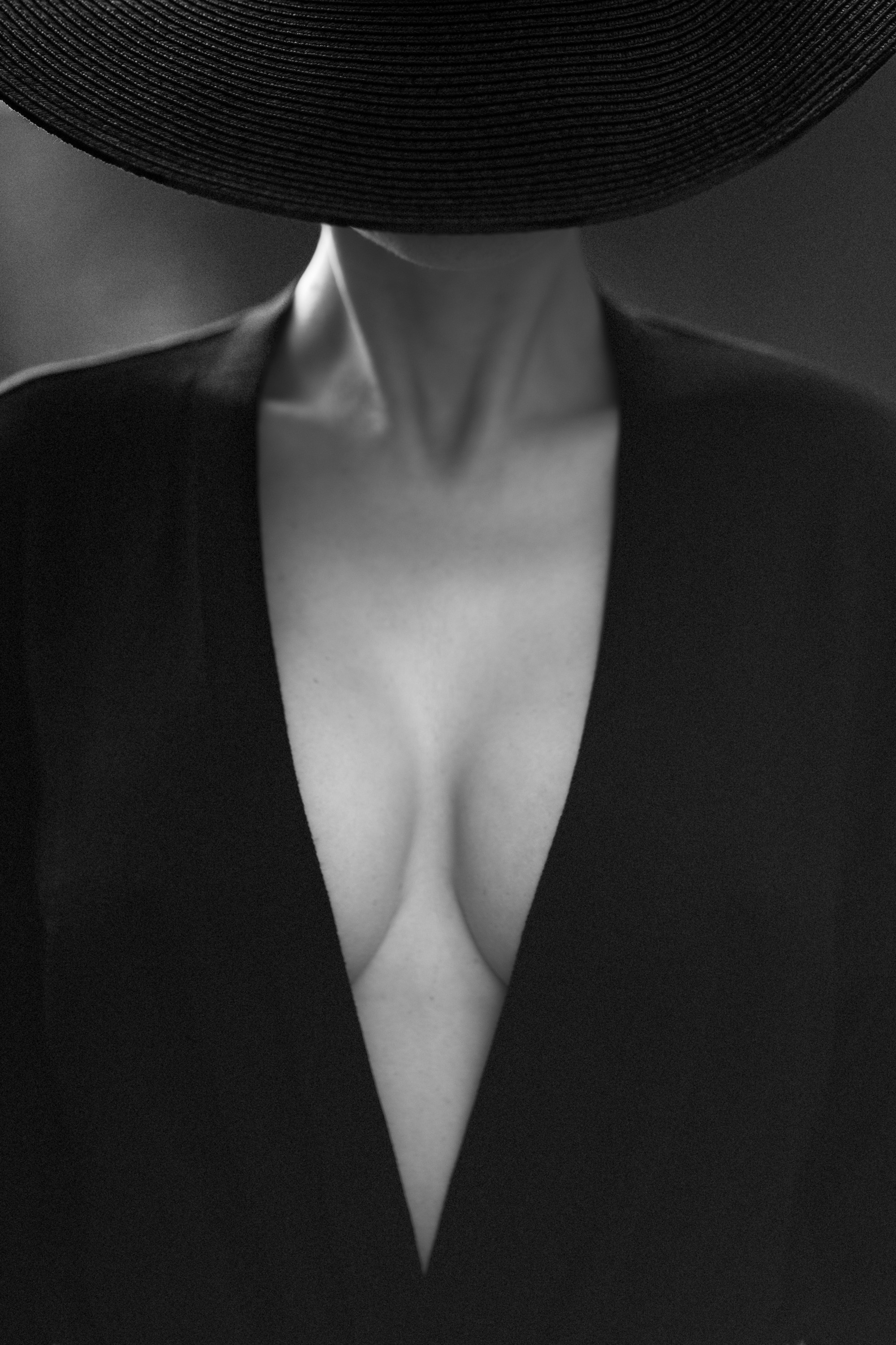 Строго | Посередине. Художественный фотограф из Москвы Роман Якушин | Авторская арт-фотография