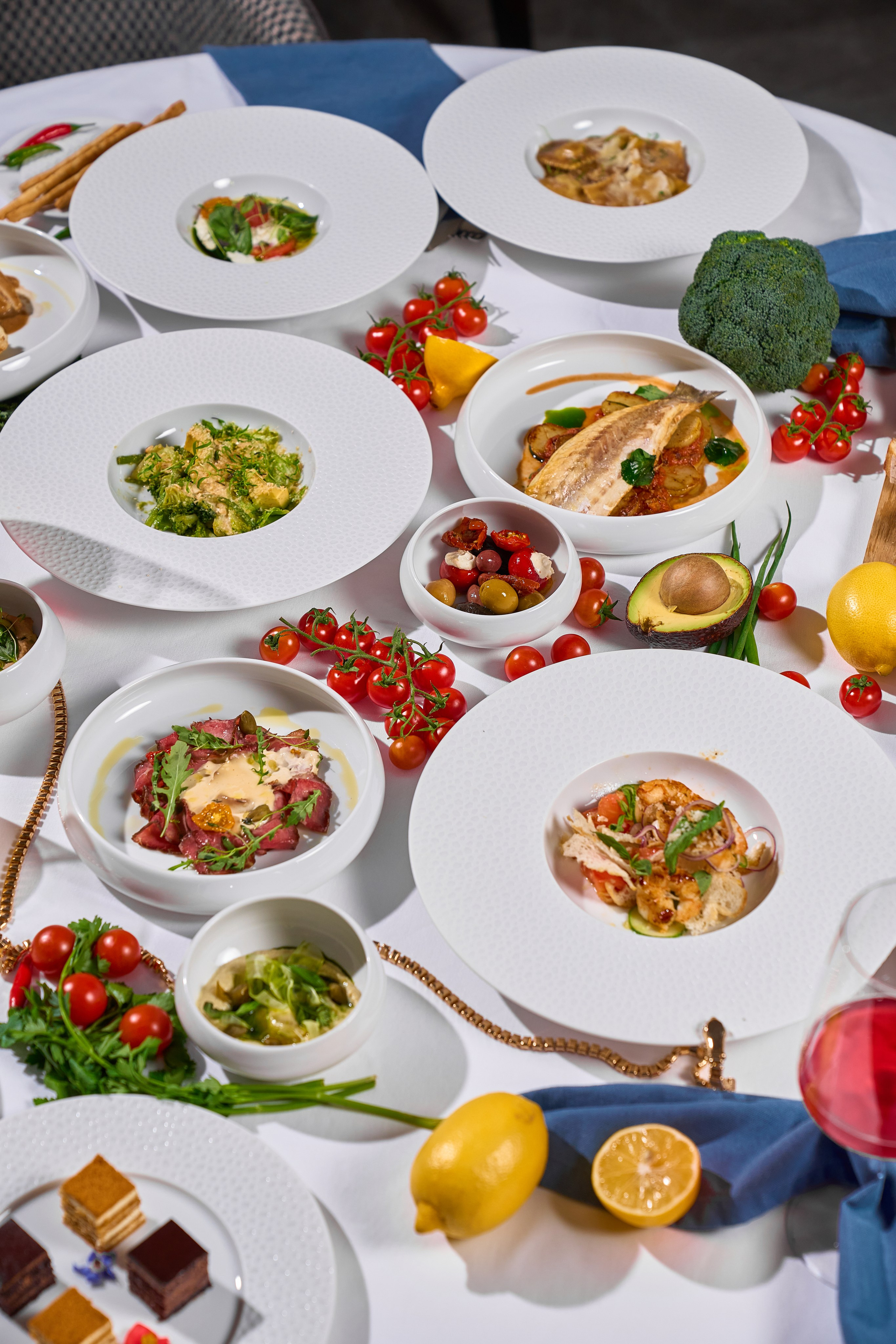 COSMOS ITALY — СЪЕМКА МЕНЮ