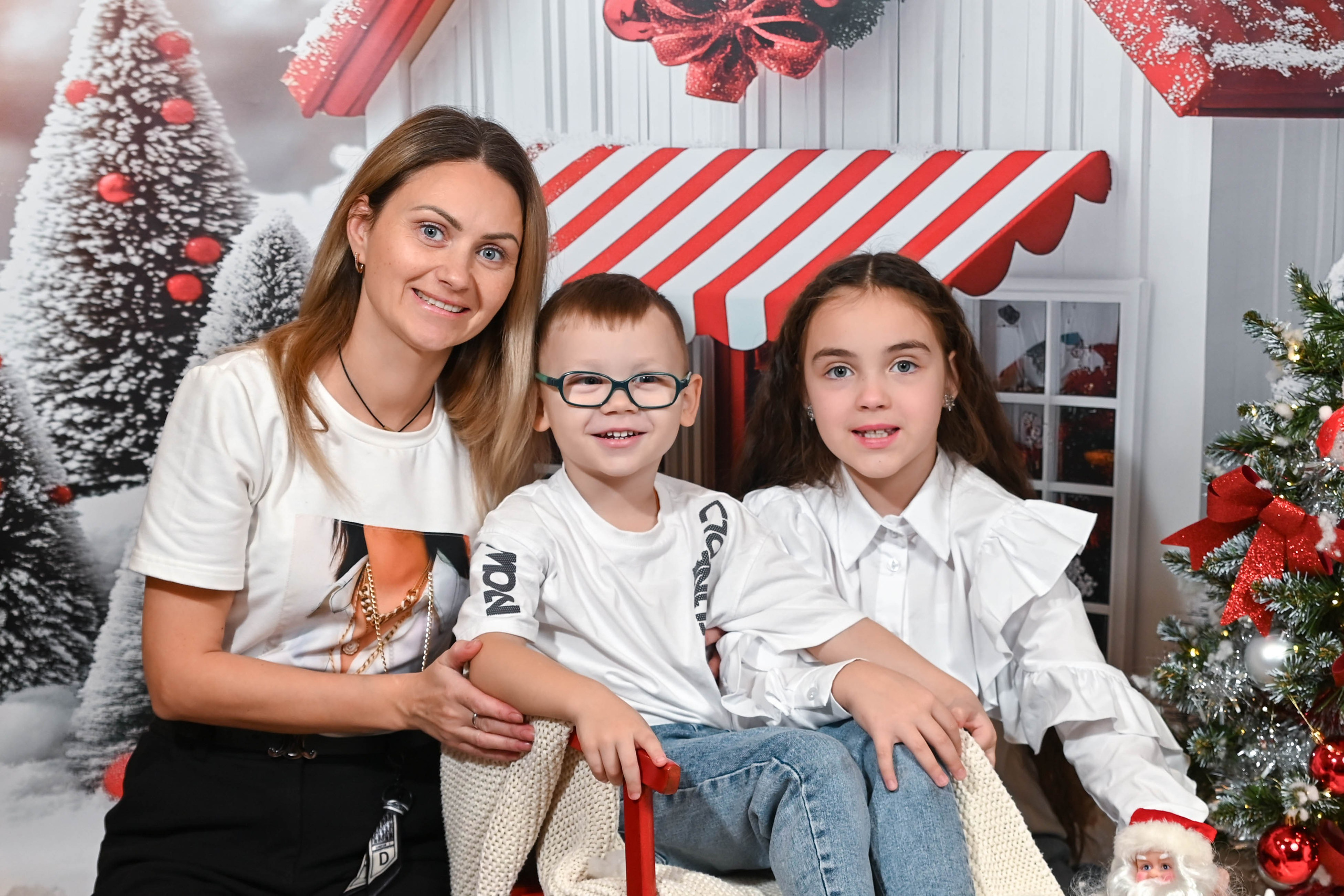 Новогодняя сказка. Выпускные альбомы для детских садов Санкт-Петербург