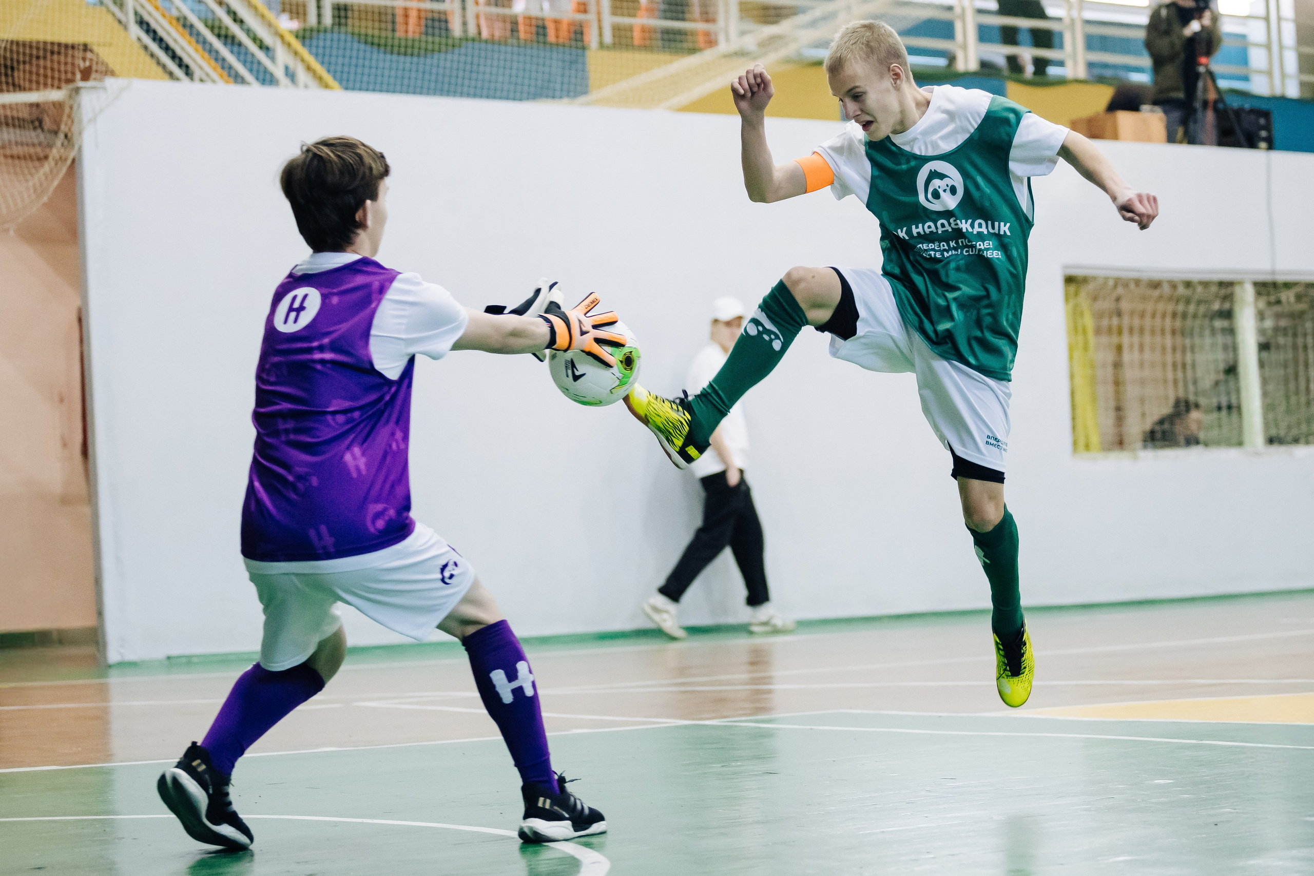 Турнир по футболу среди команд школ-интернатов Магнитогорска «Надеждик CUP» // 08.12.2024. Денис Прохоров Фотограф в г. Магнитогорск