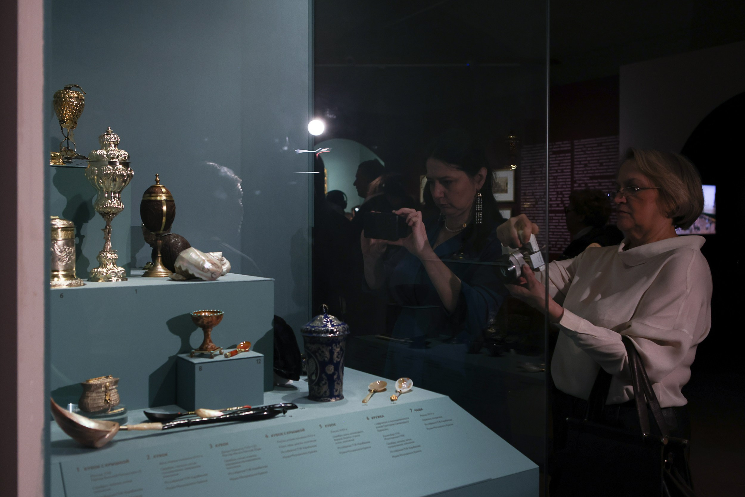 Кремль. Любители родной истории. Репортажный, архитектурный, театральный и файн-арт фотограф Лена Мельникова в Москве