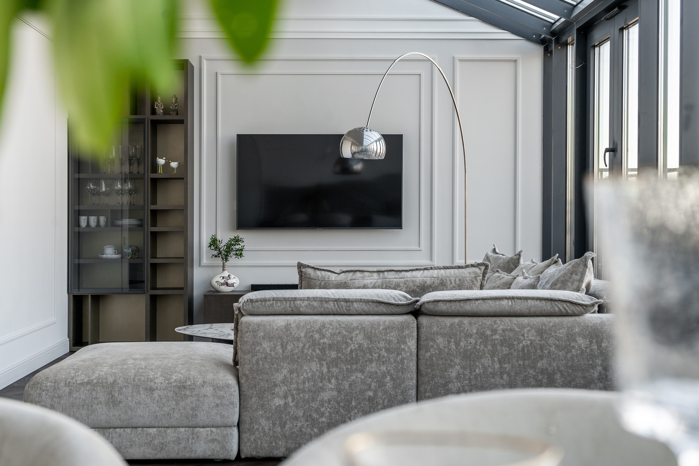 Предпродажная подготовка квартиры на Кирочной с хоумстэйджингом