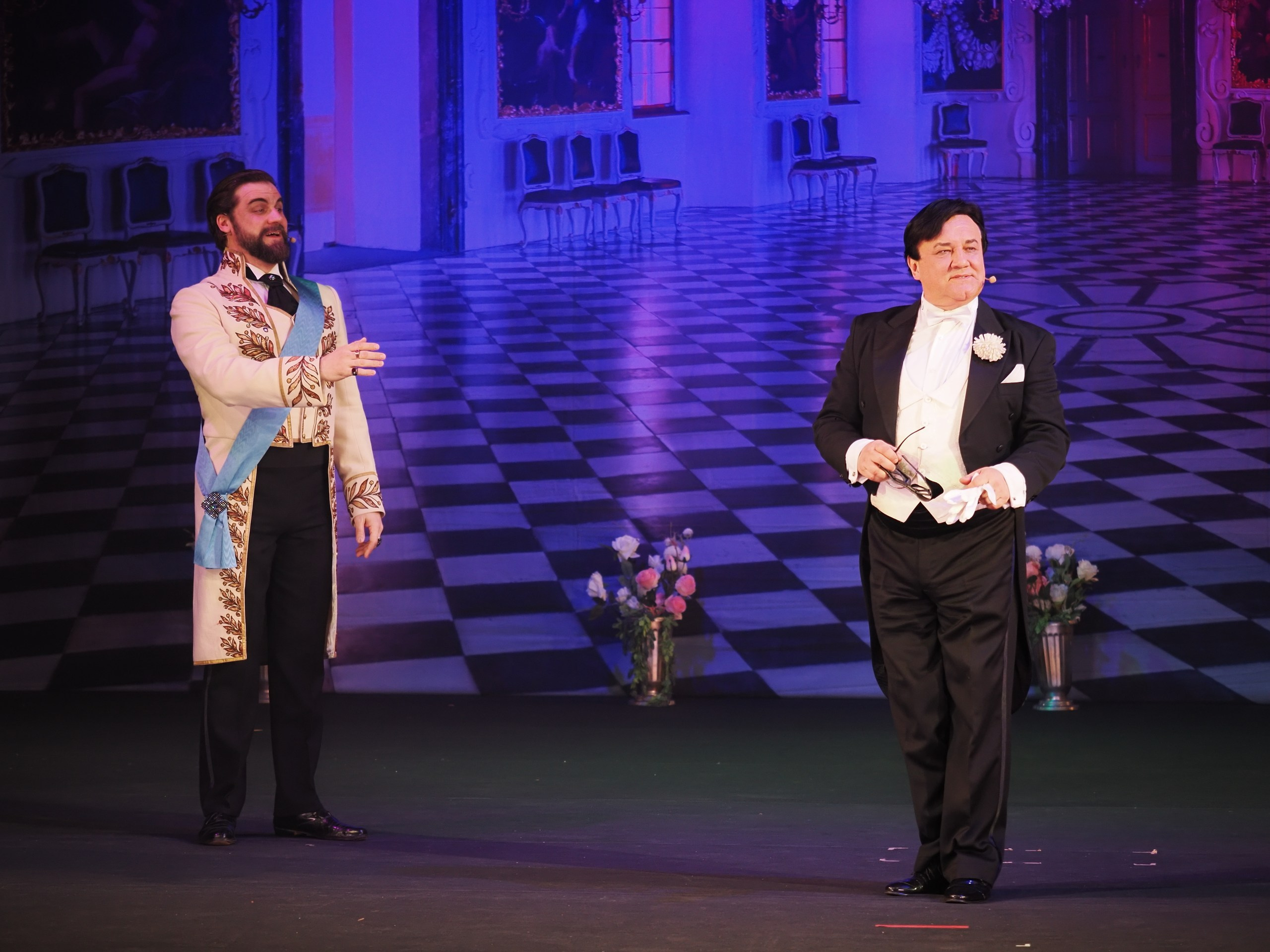 «БУФФ-ПАРАДИЗ» Летучая мышь (в Нск). Портретный и спортивный фотограф в Новосибирске и Твери Кононов Алексей