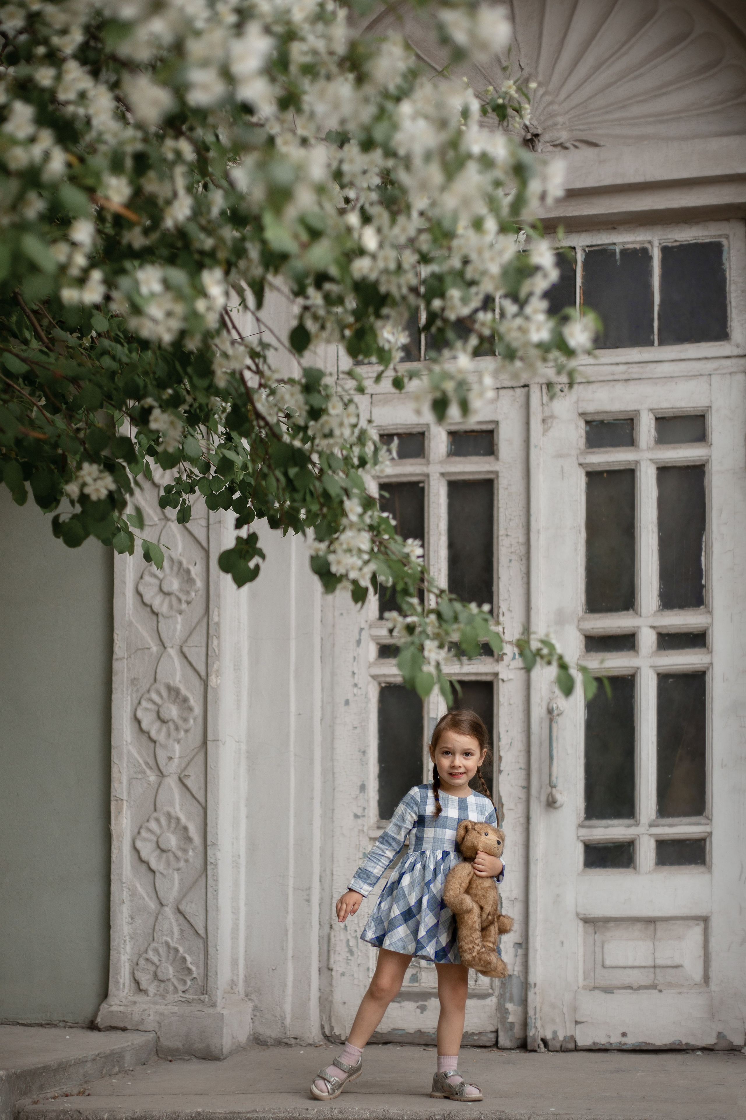 Художественный портрет на свежем воздухе. Фотограф в Новосибирске Краснова Евгения