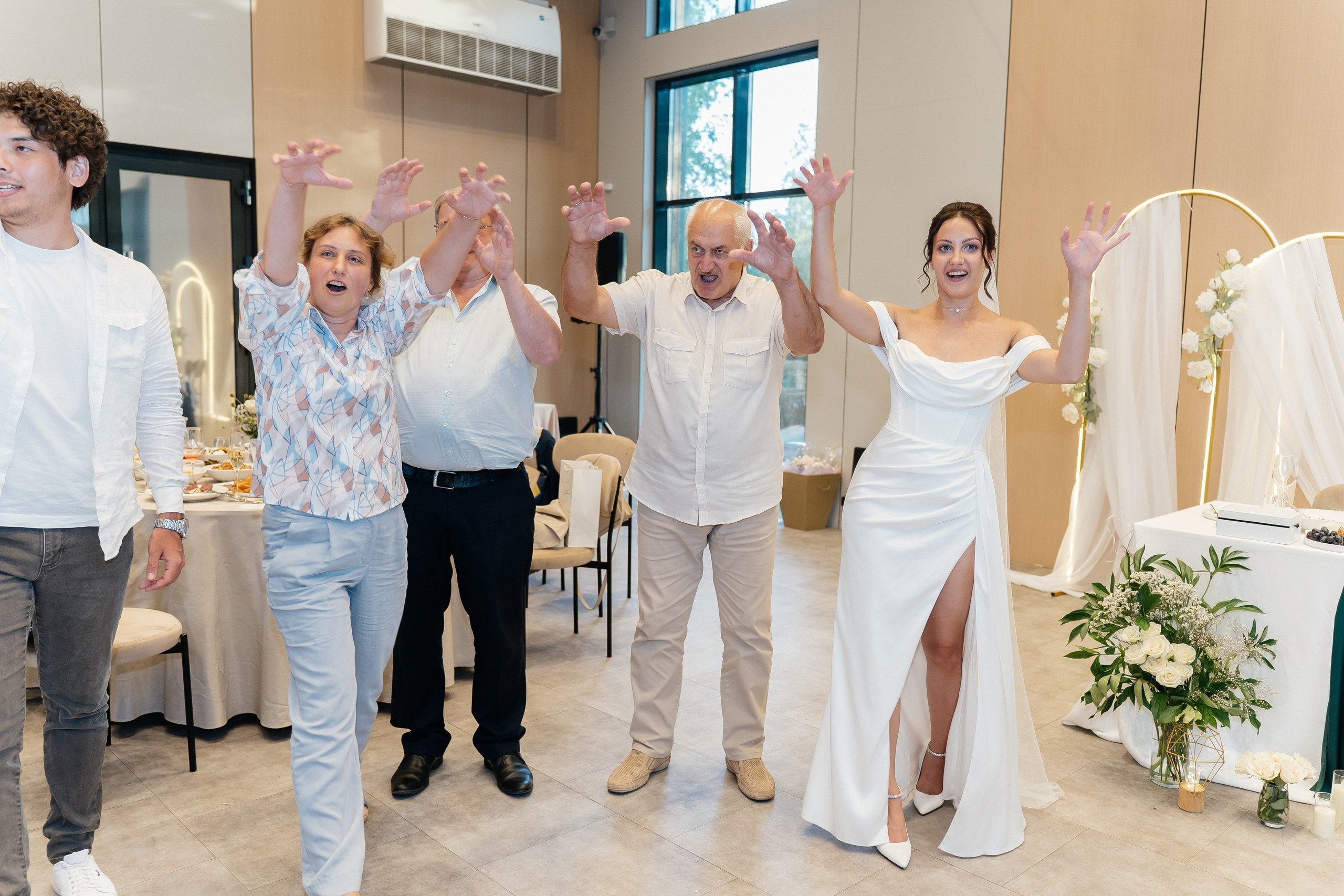 Свадебный репортаж. Для тех, кто не ждёт удачи, а создаёт её. Каждая фотосессия — это твой момент, твой стиль, твой успех. 📸