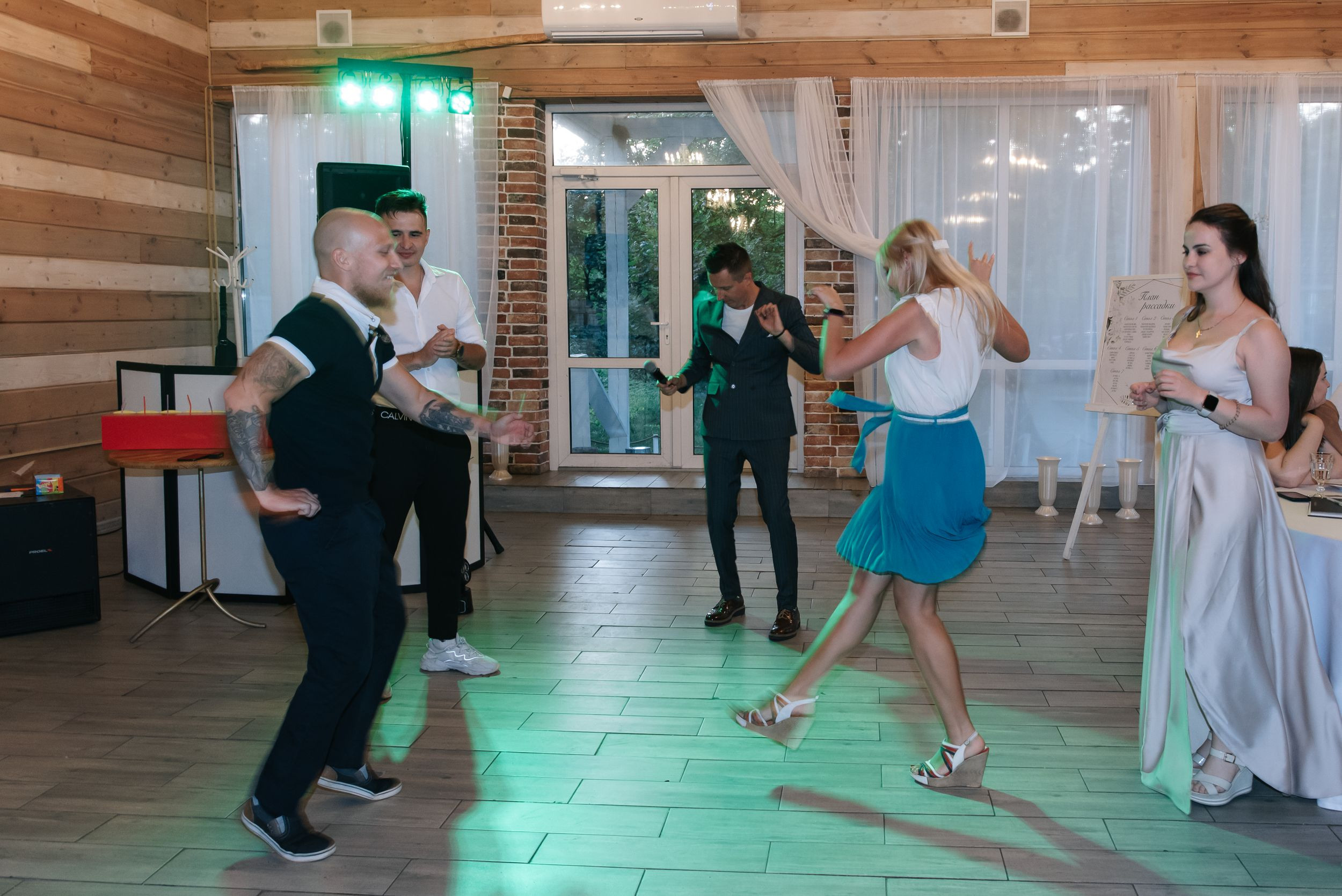 Вова и Света. Ведущий на свадьбу в Москве Зубков Алексей