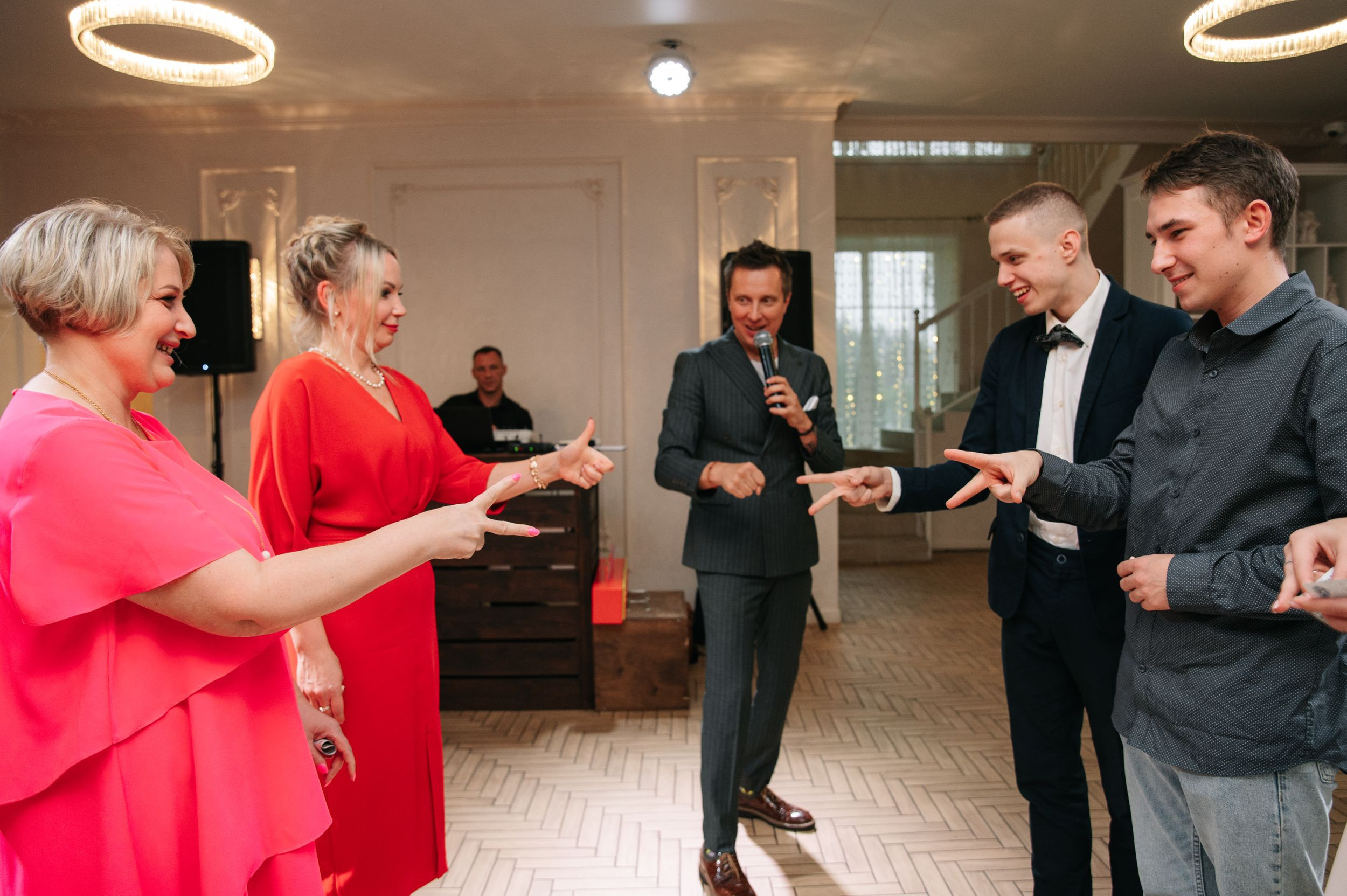 Андрей и Катя. Ведущий на свадьбу в Москве Зубков Алексей