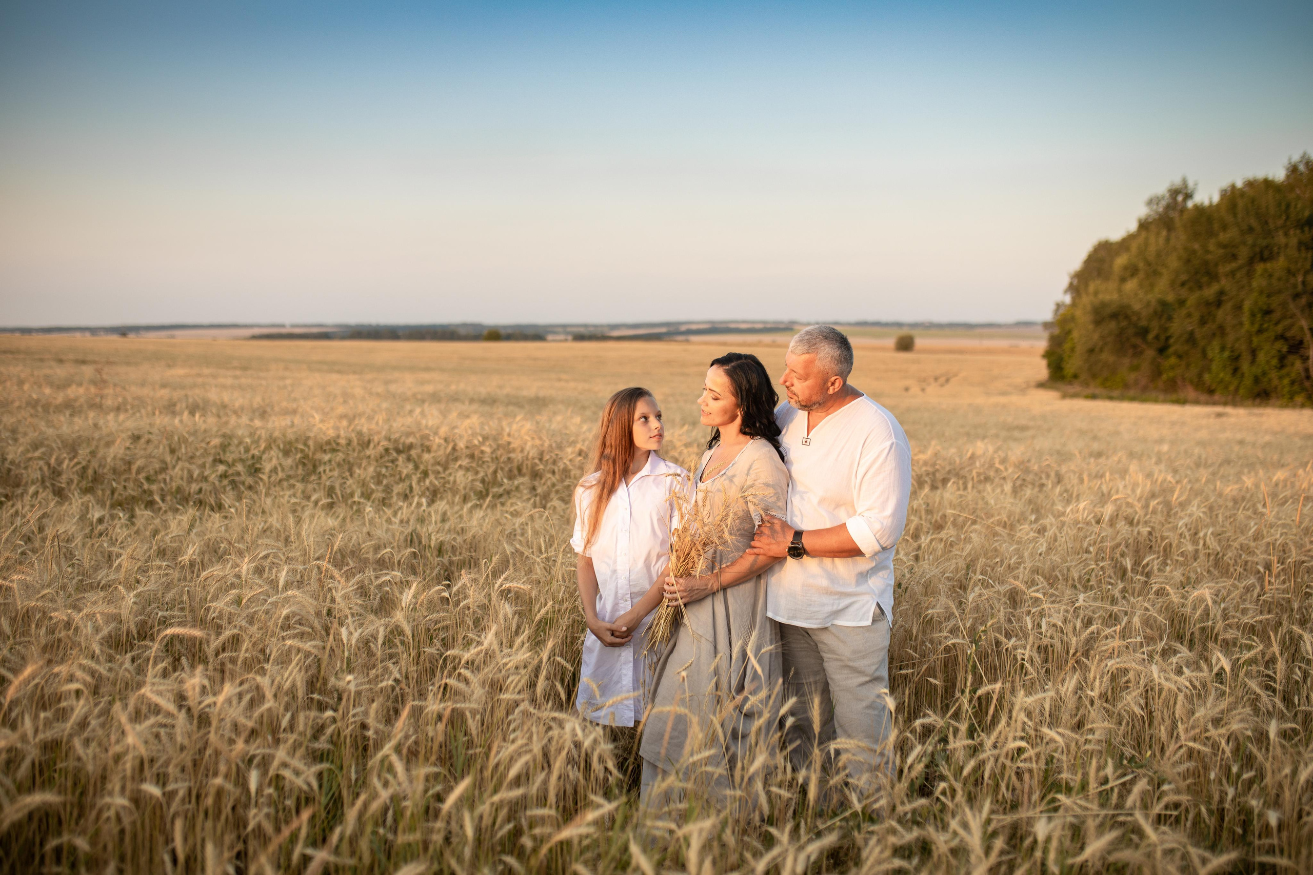 Фотосессия для Владимира, Ангелины, Эвелины. Женский семейный фотограф Тула Москва Захарова Анна