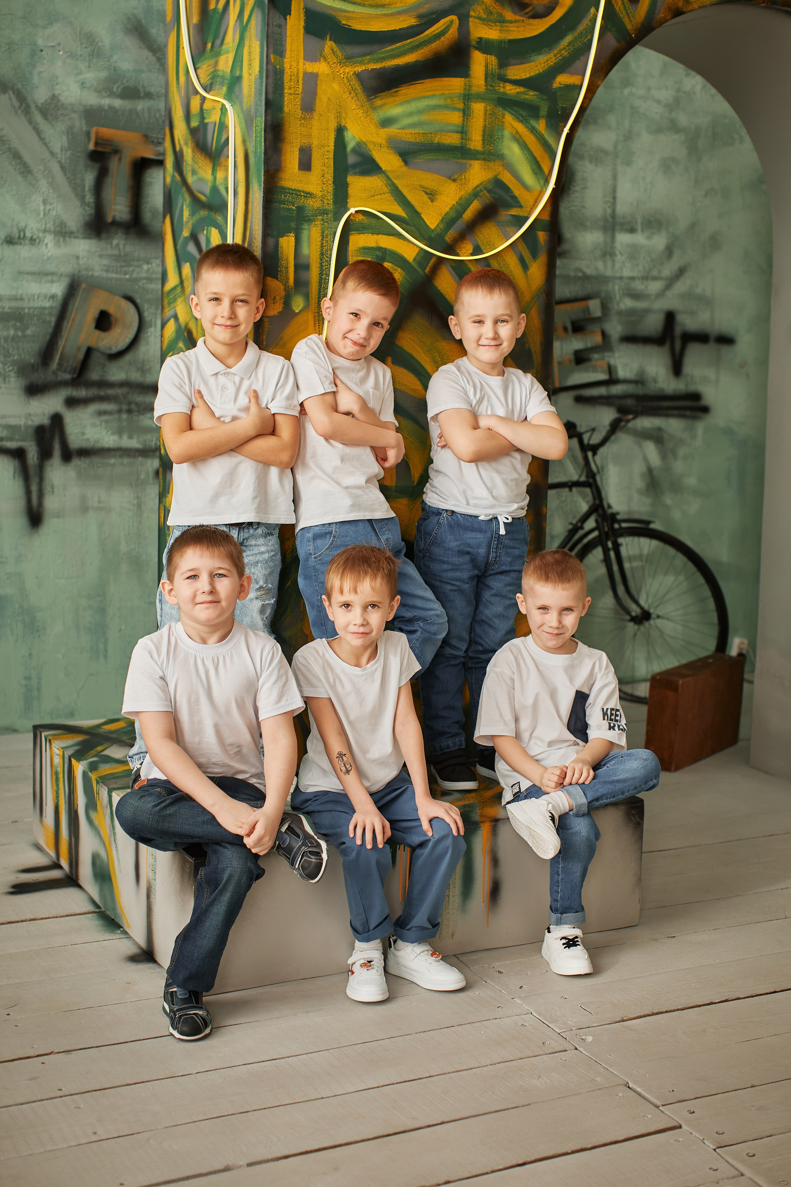 Групповые. Выпускные альбомы в городе Курган для всех