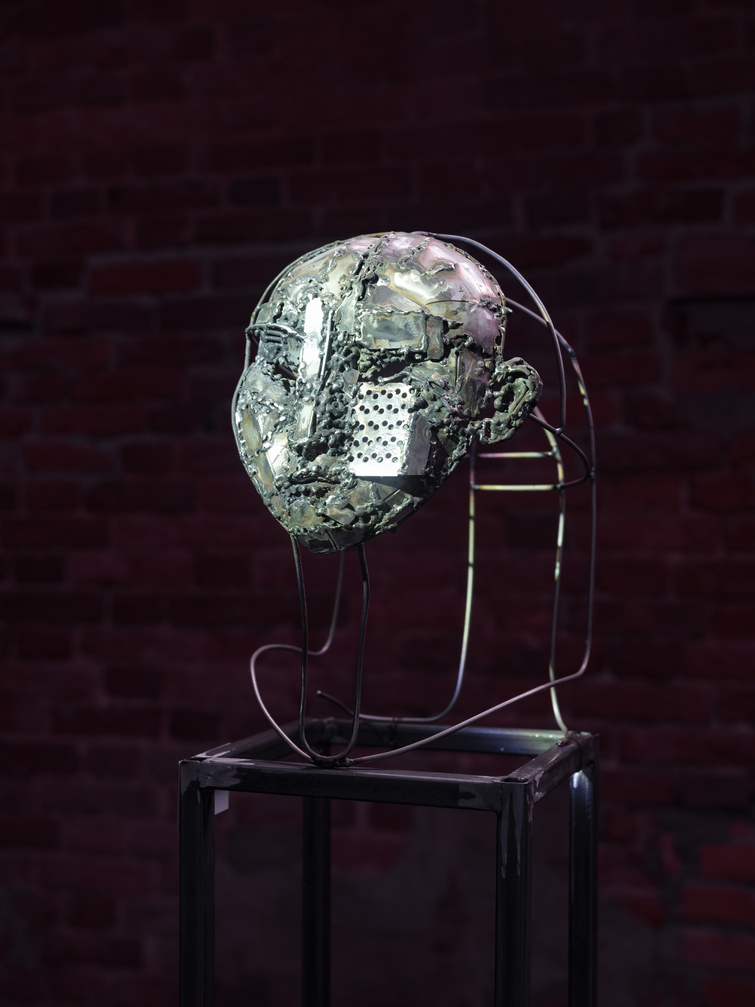 Железная маска / iron mask. Художник — скульптор Антонина Фатхуллина