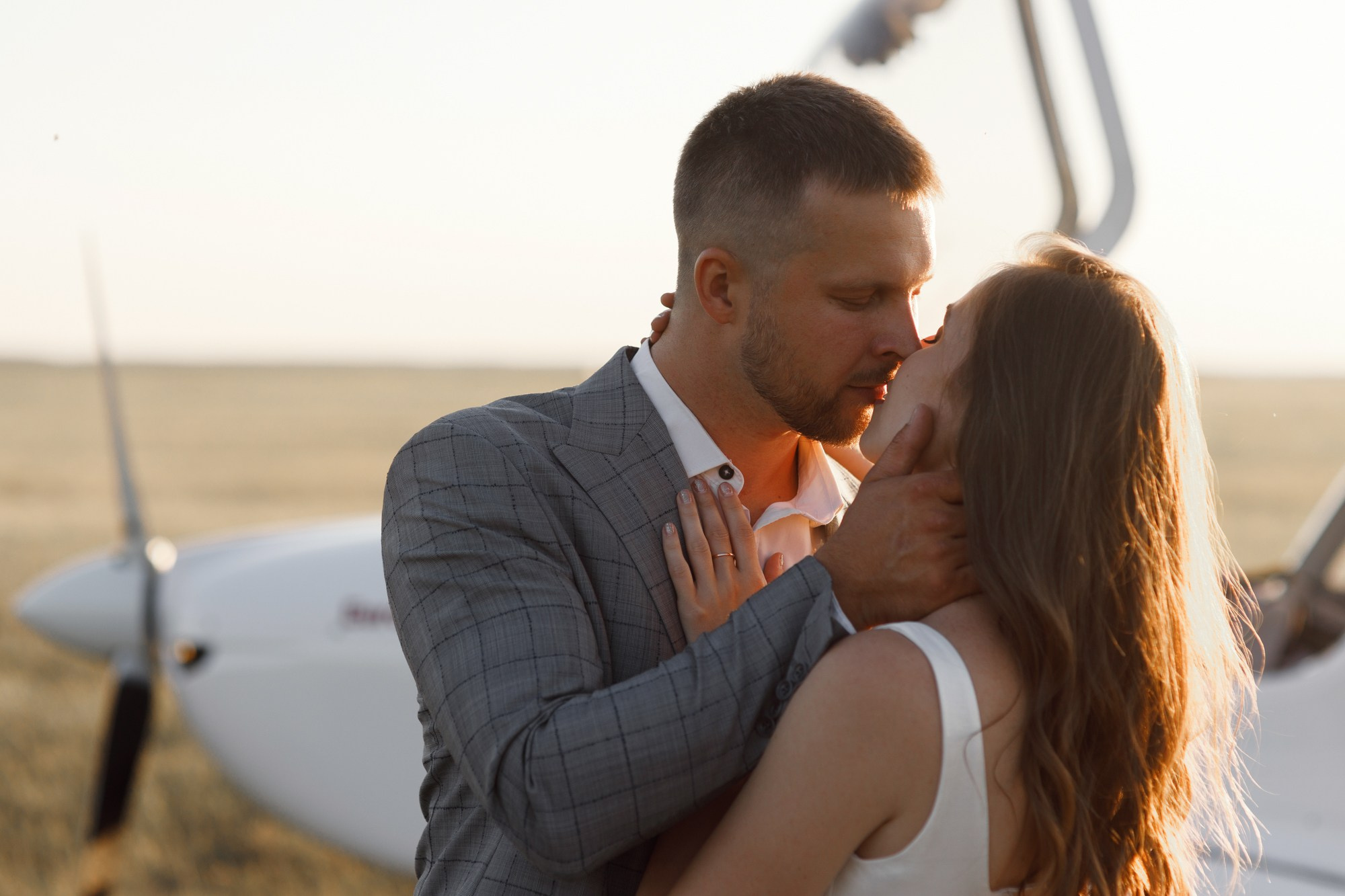 Свадебная съемка с самолетом