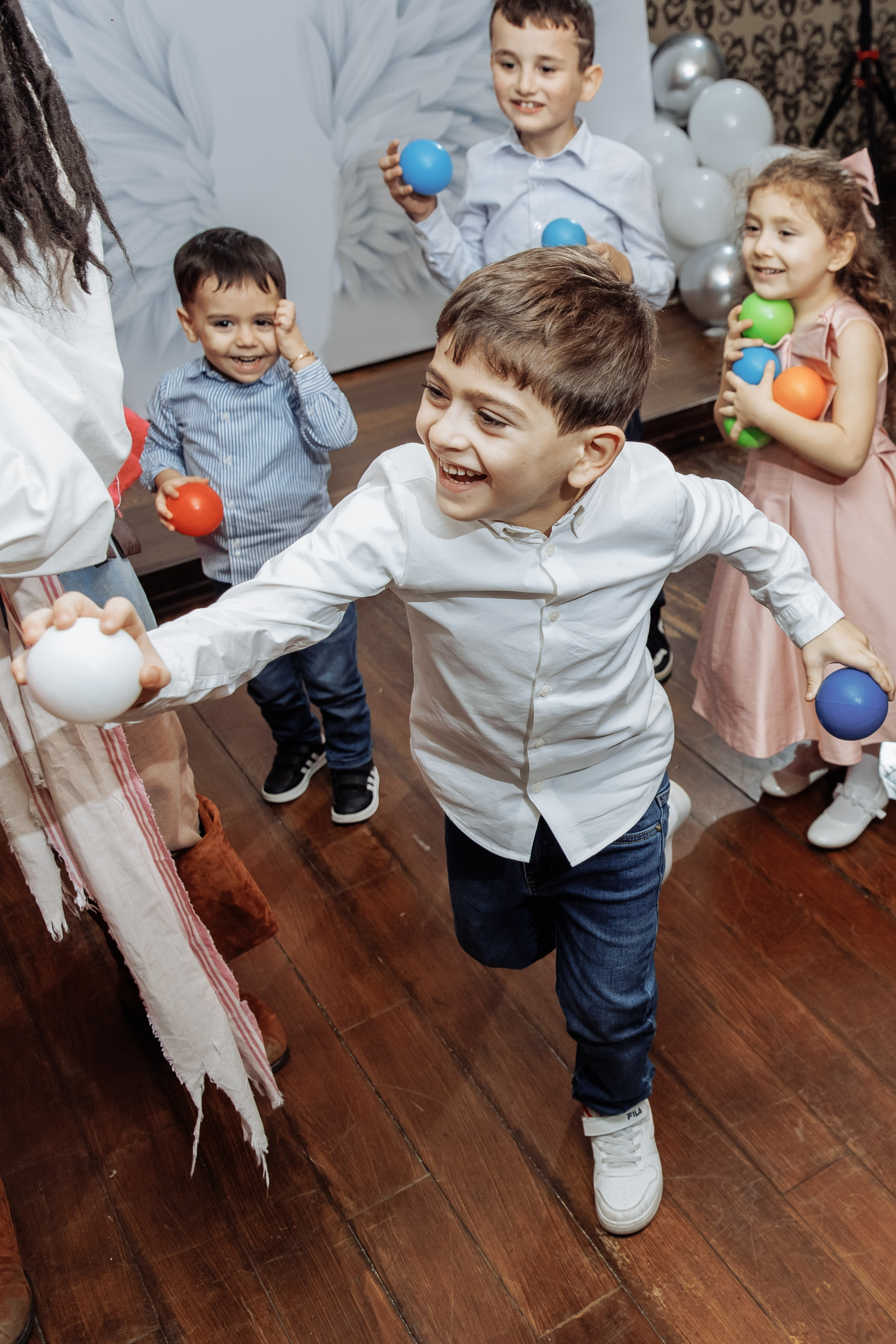 Крестины и день рождения. Семейный фотограф на крещение и венчание