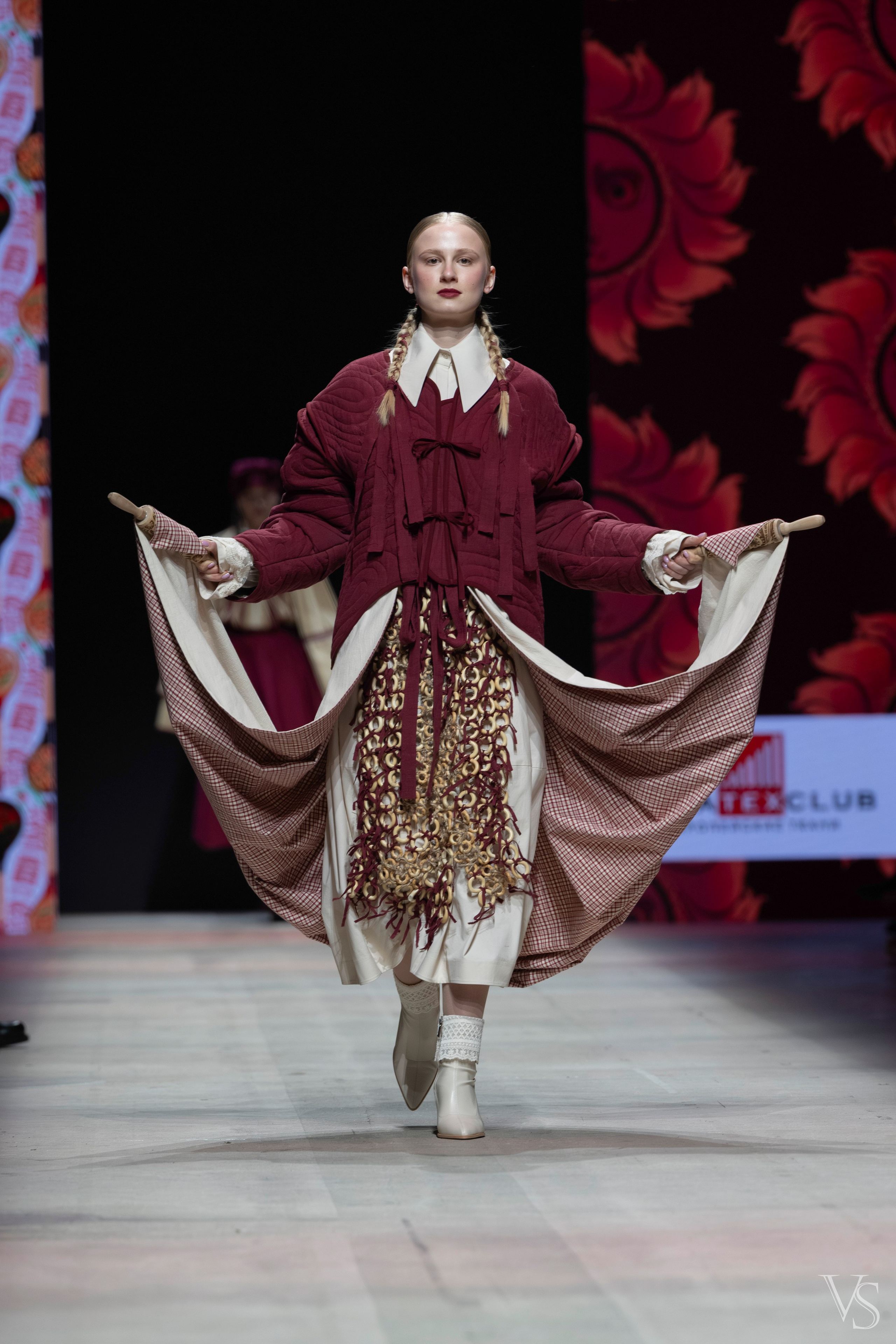 Неделя Российской моды. Манеж. РГУ Косыгина. Фотограф Виктор Степанов