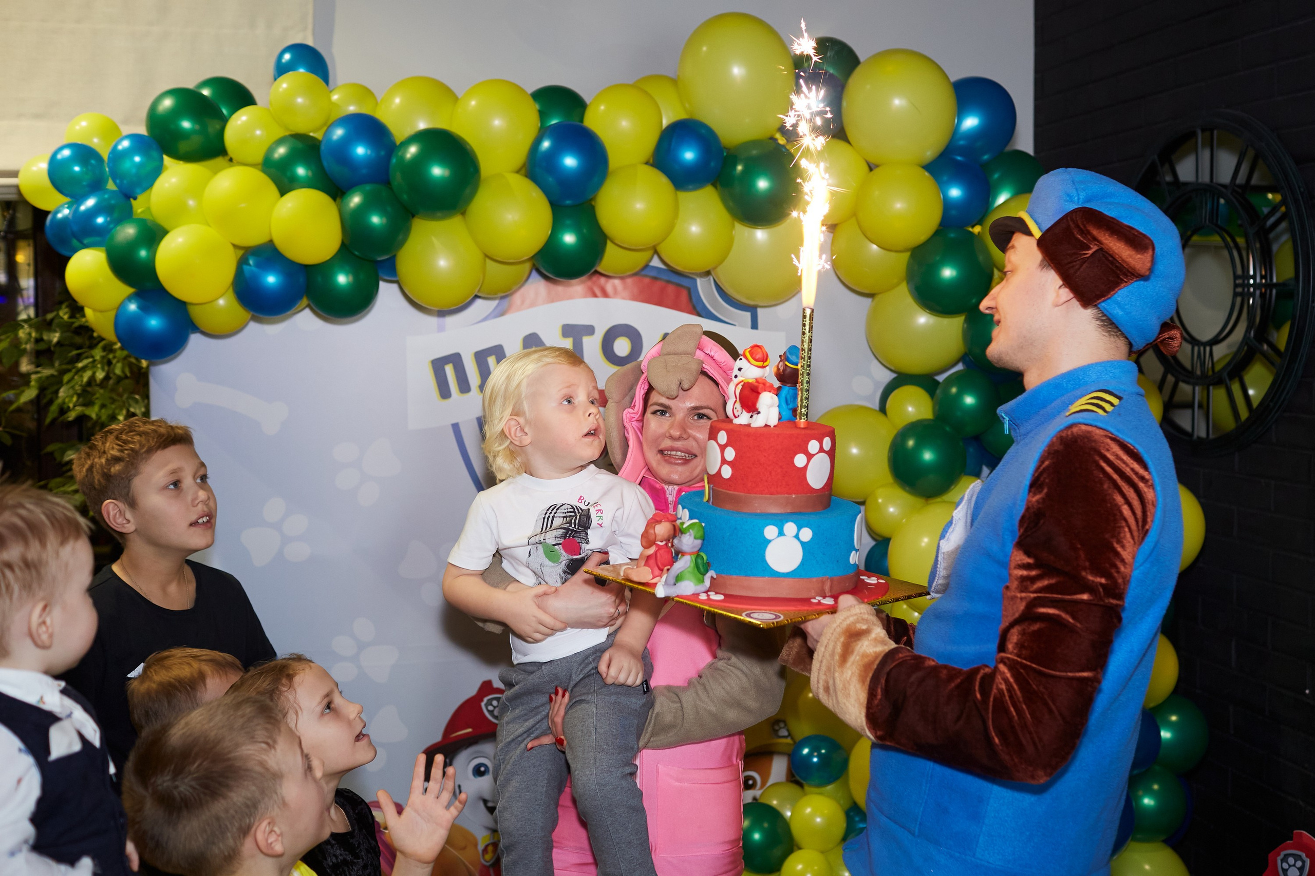 Платоше 3 года. Александр Осин — корпоративный и семейный фотограф в Москве