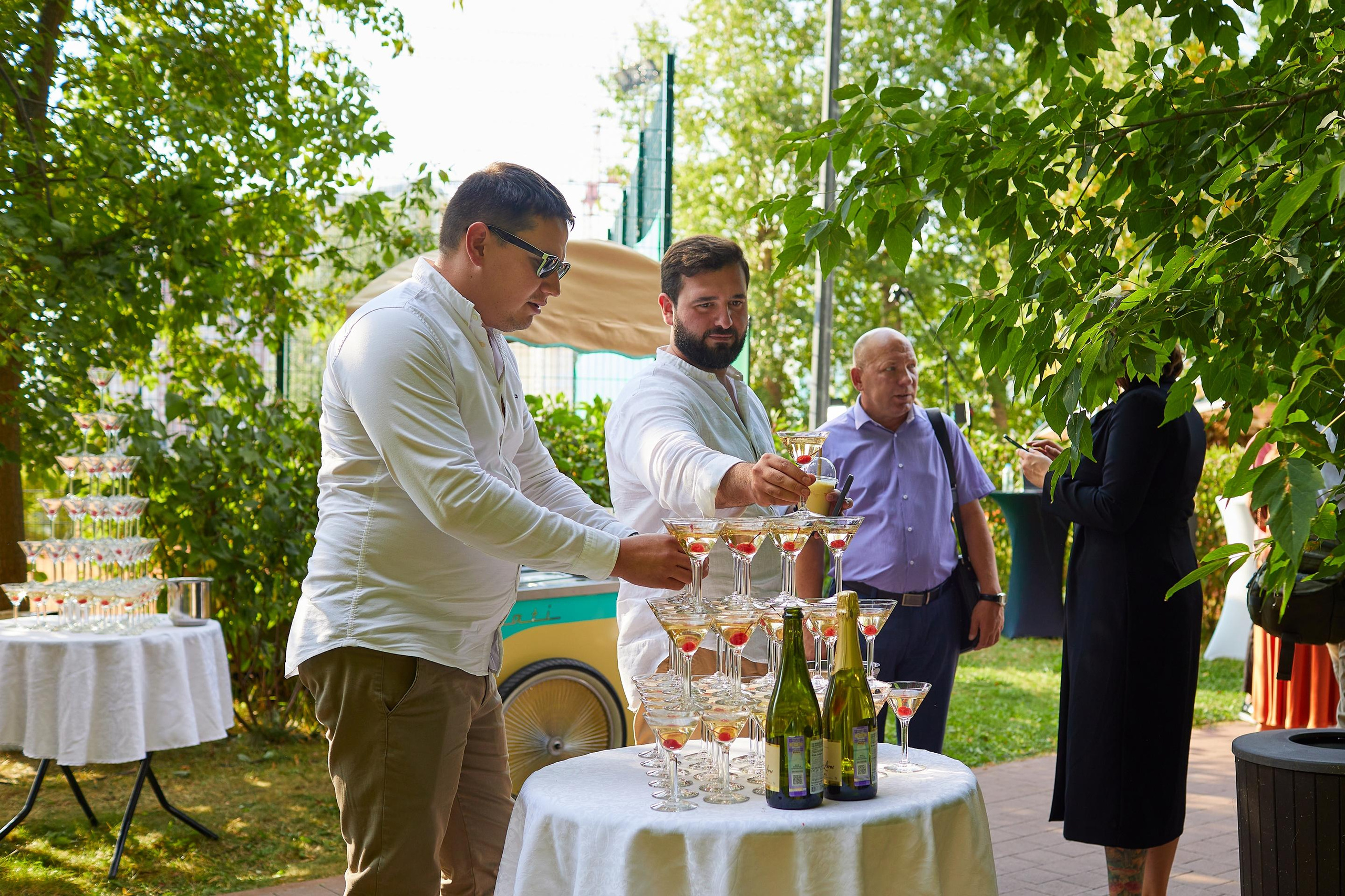 День Рождения компании. Александр Осин — корпоративный и семейный фотограф в Москве