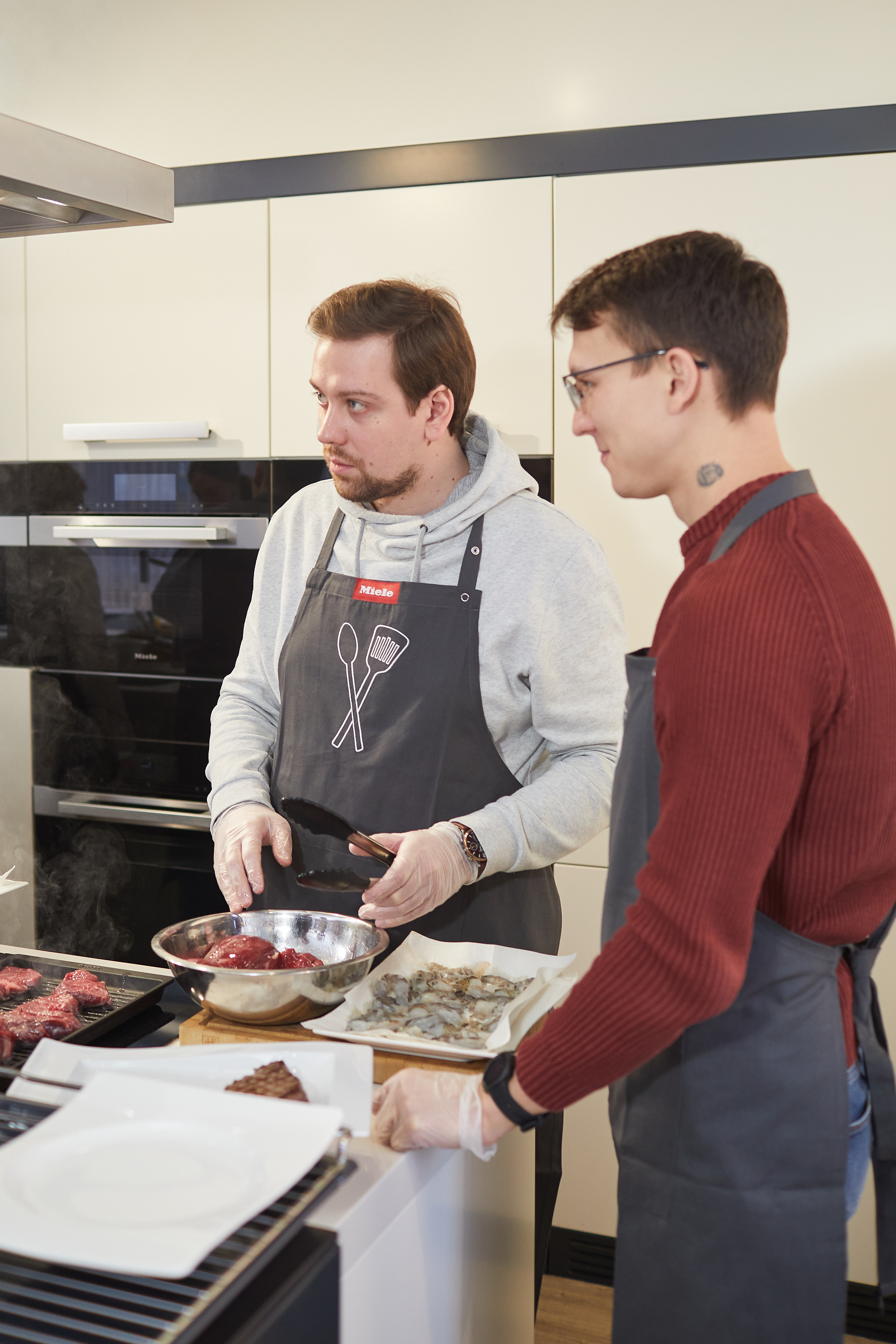 Готовим с техникой Miele. Александр Осин — корпоративный и семейный фотограф в Москве