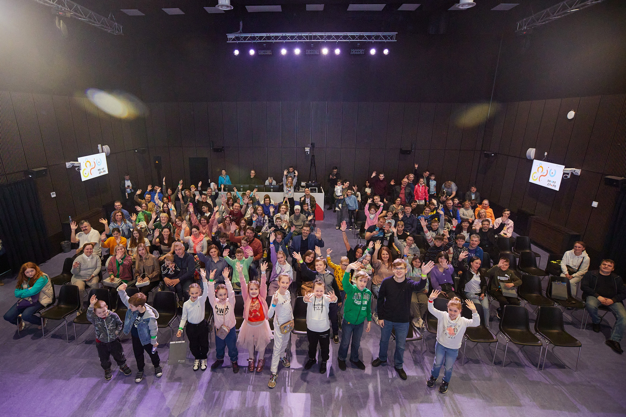 Новард PROFF в Технограде. Александр Осин — корпоративный и семейный фотограф в Москве