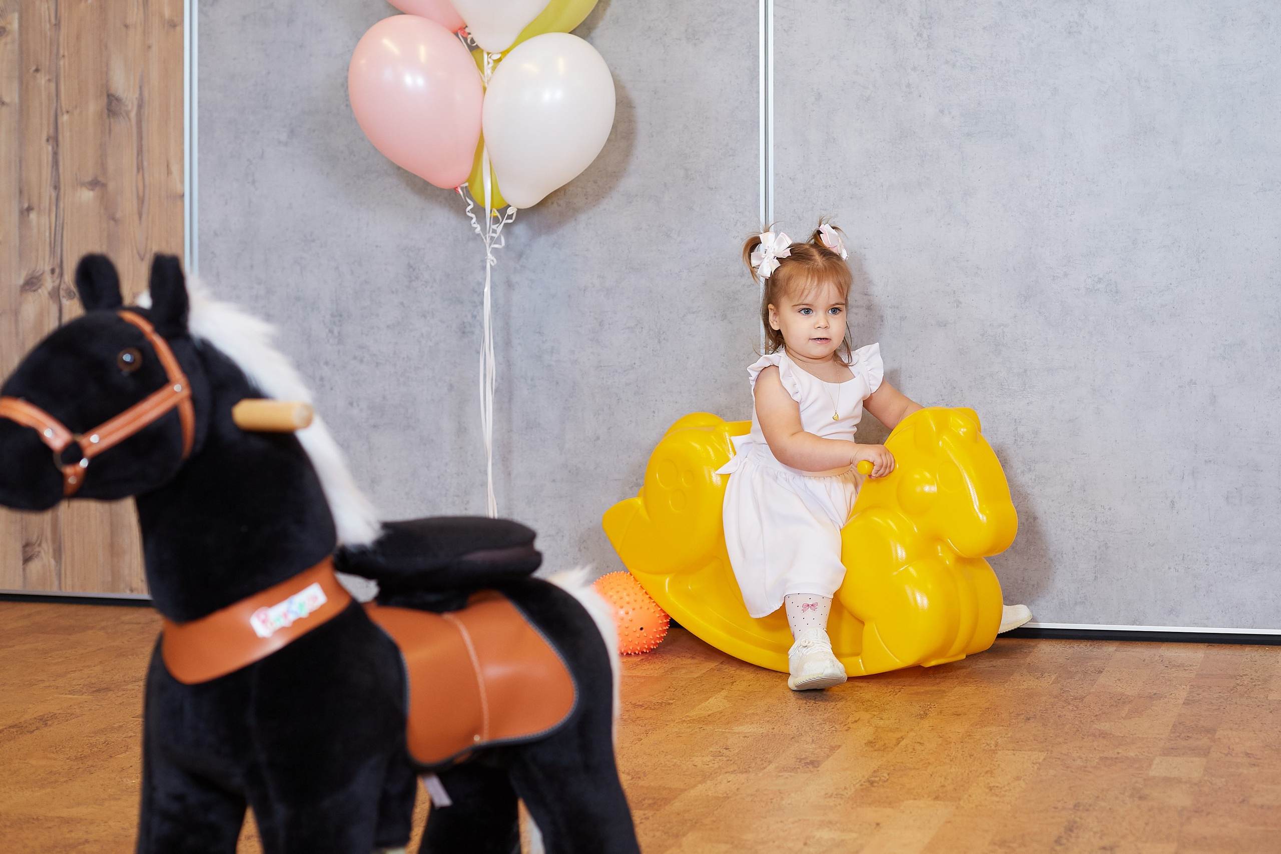 Алисе 2 годика Андерсон. Александр Осин — корпоративный и семейный фотограф в Москве