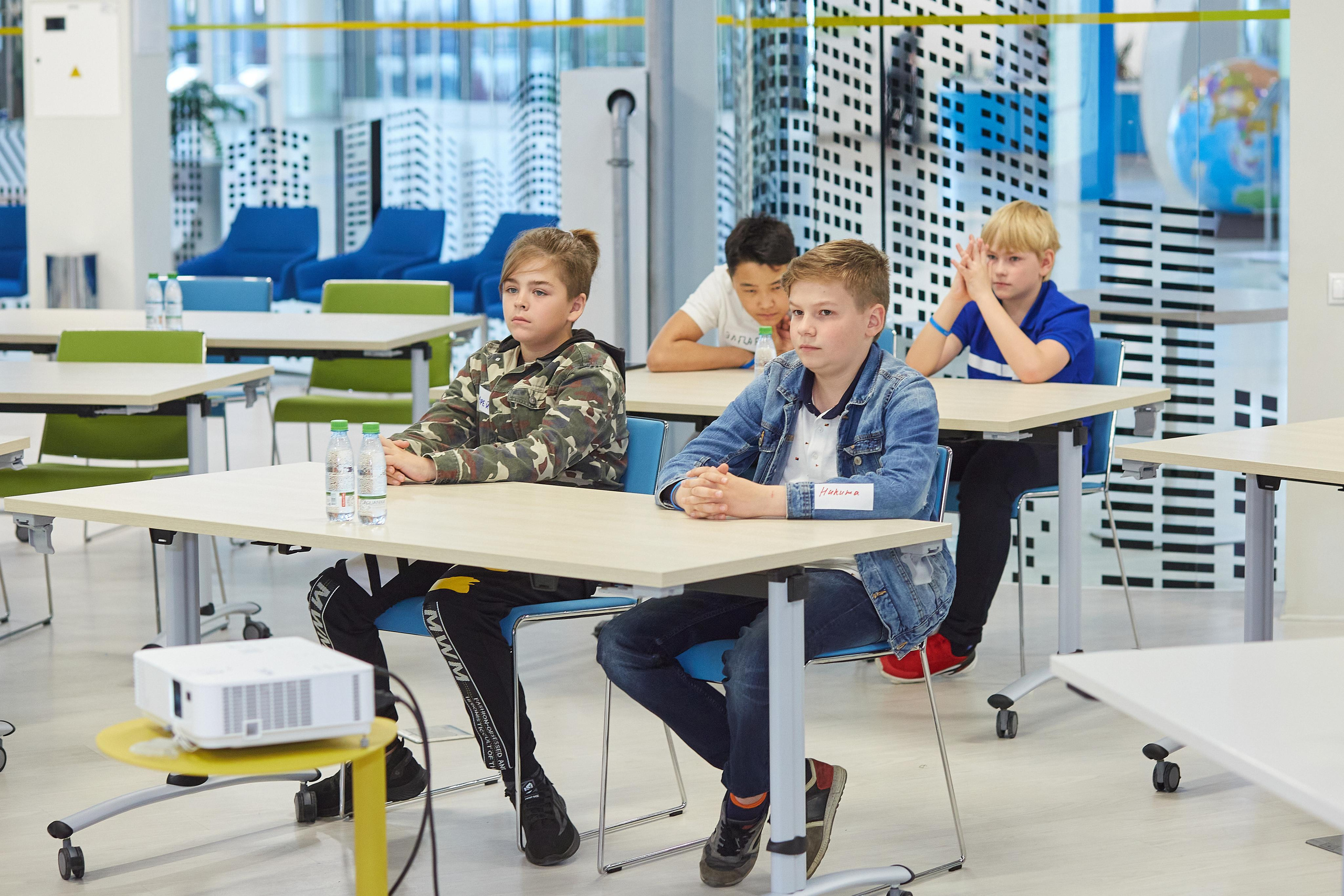 СКОЛКОВО. Александр Осин — корпоративный и семейный фотограф в Москве