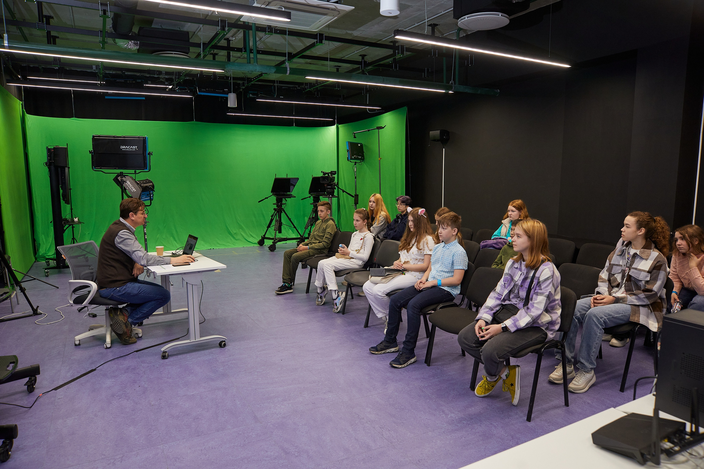 Новард PROFF в Технограде. Александр Осин — корпоративный и семейный фотограф в Москве